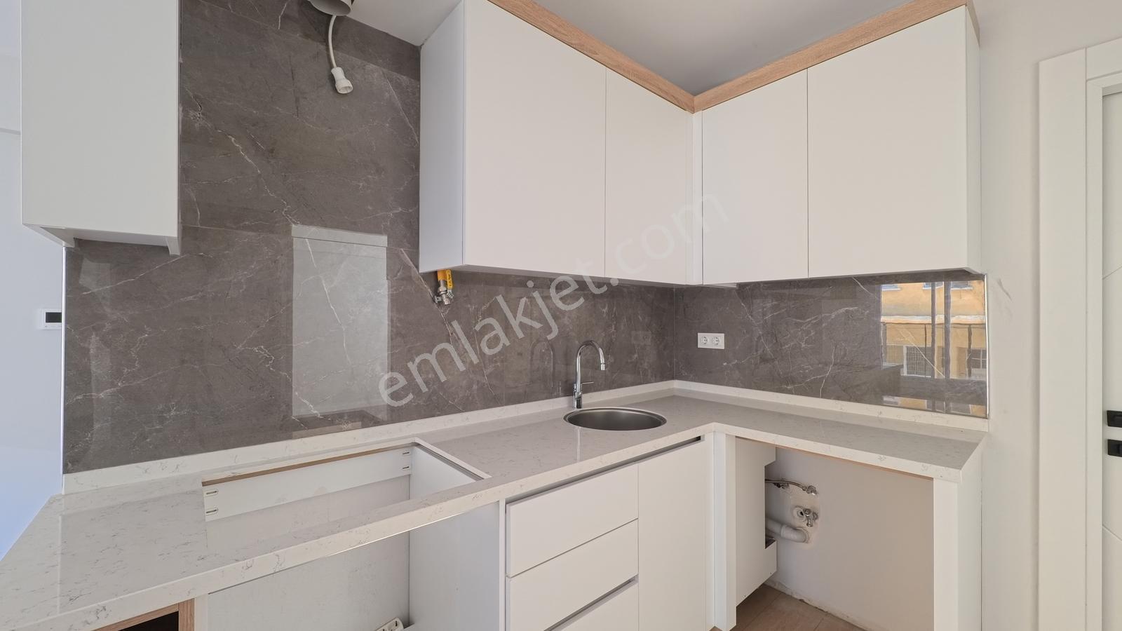 Önü Kapanmaz Park Cepheli Sıfır Oturuma Hazır 2+1 Daire - Görsel 35