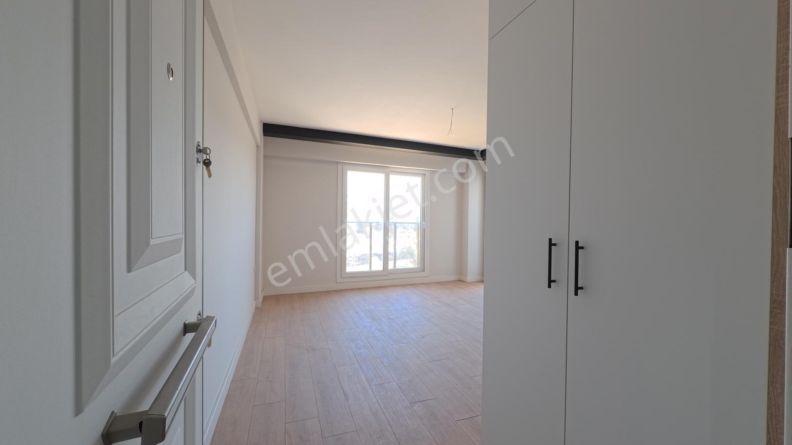 Önü Kapanmaz Park Cepheli Sıfır Oturuma Hazır 2+1 Daire - Görsel 4