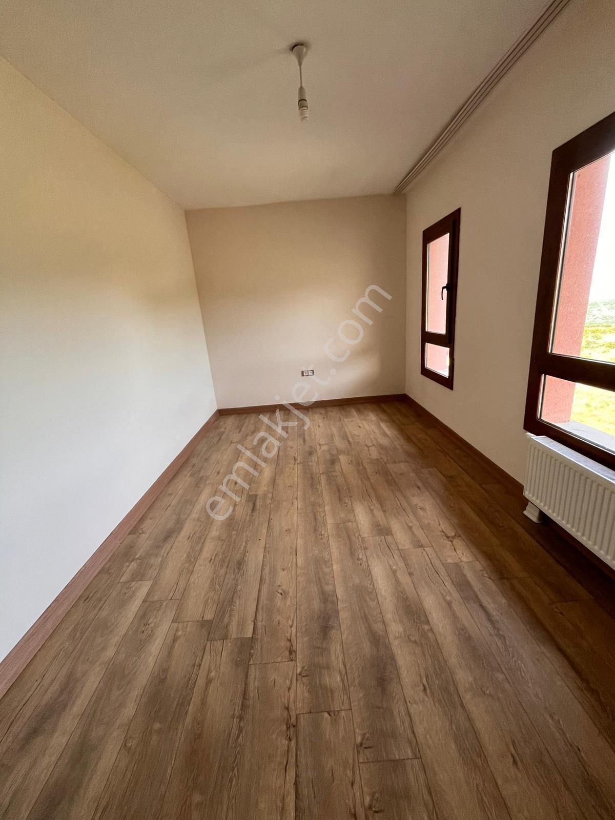 Akgedik Zeki Emlaktan 2.etap Okul Arkasında Satılık 3+1 Geniş Daire - Görsel 30