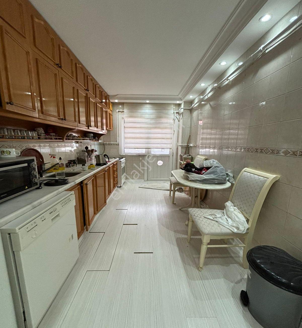Müslüm Emlaktan D.köşklerde 5+2 300 M2 Satılık Dublex - Görsel 3