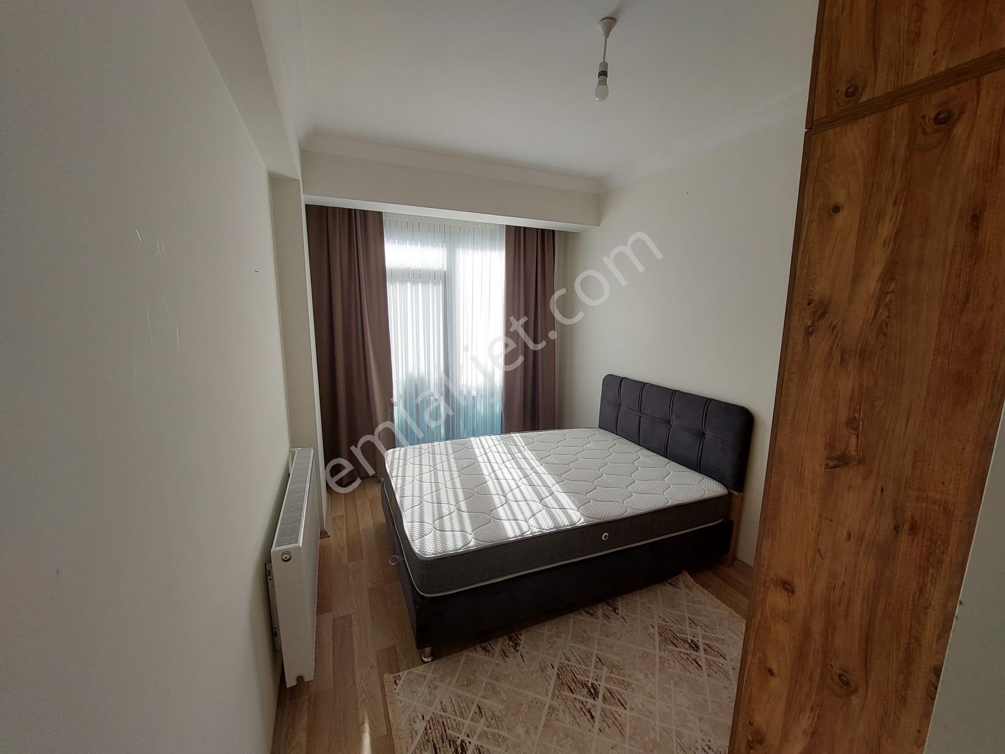 Çamlık Sitesinde Kombi Petek Cam Balkonlu 2+1 Güney Cephe Satılık - Görsel 25