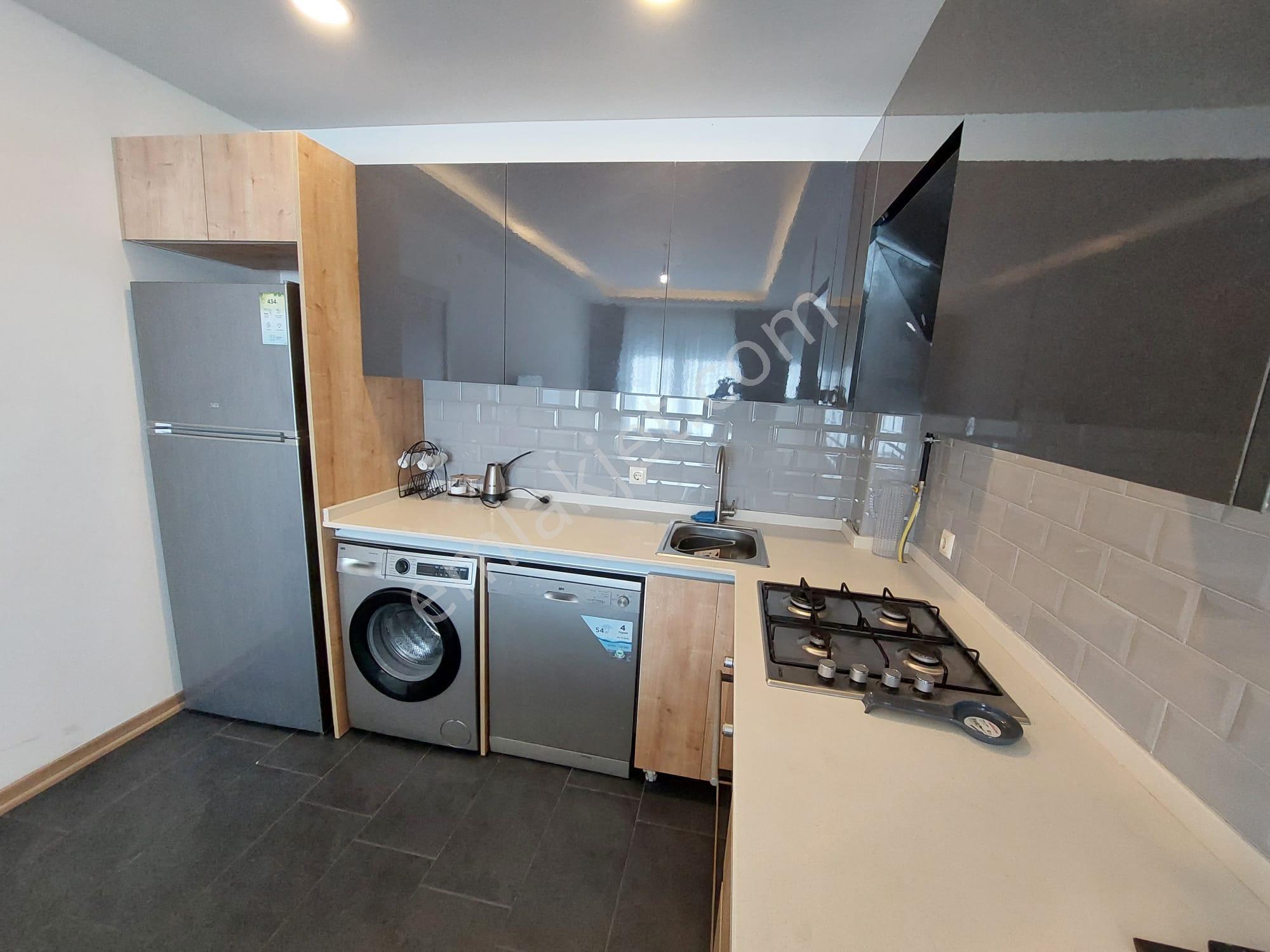 Çamlık Sitesinde Kombi Petek Cam Balkonlu 2+1 Güney Cephe Satılık - Görsel 19