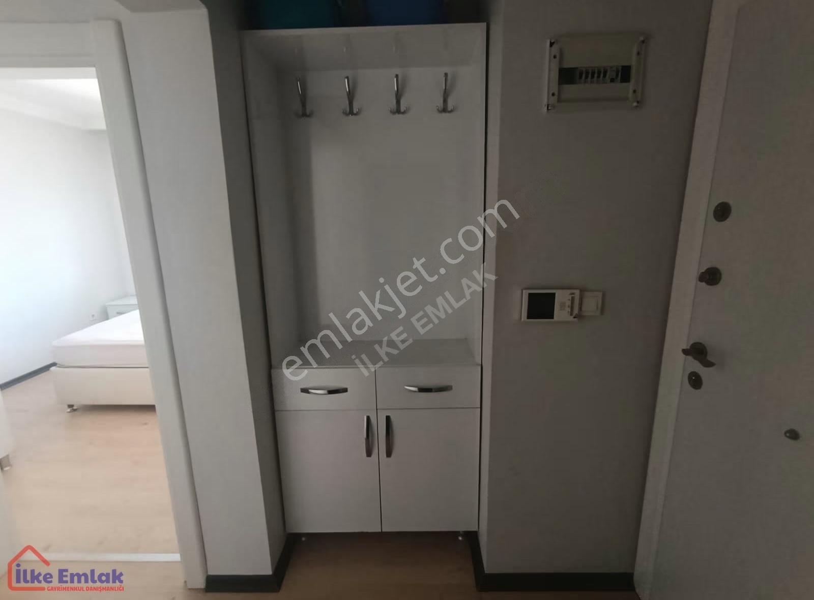 Şehrin En İyi Lokasyonunda Eşyalı Kiralık 2+1 - Görsel 13