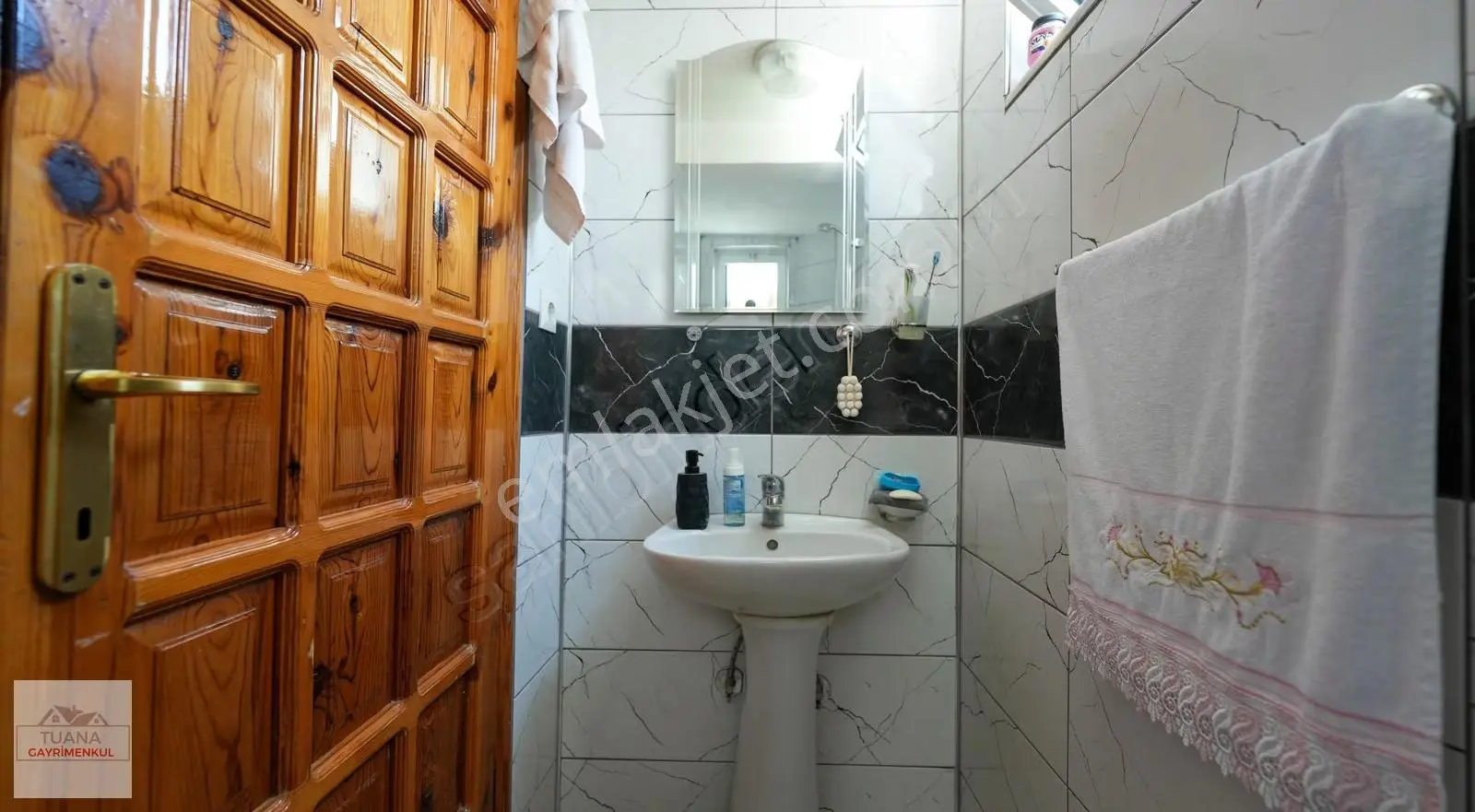 Tuana Emlak'tan Gelişim'de 400m² Arasa İçersinde Müstakil 3+1 Ev - Görsel 3