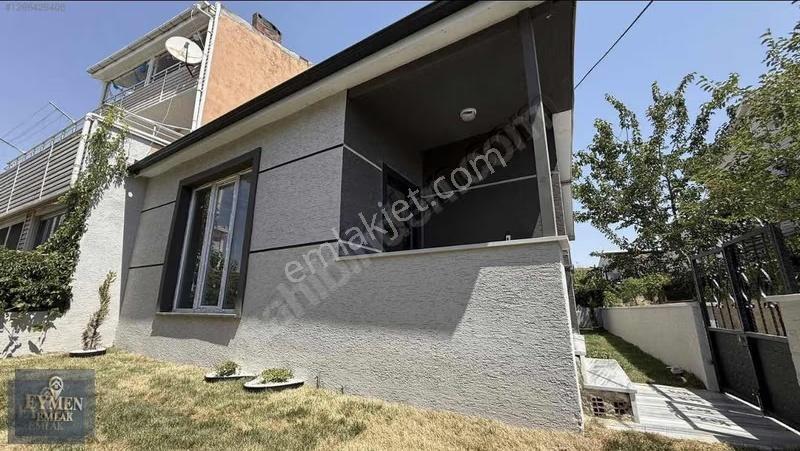Geniş Oturumlu Müstakil Tek Katlı - Görsel 9