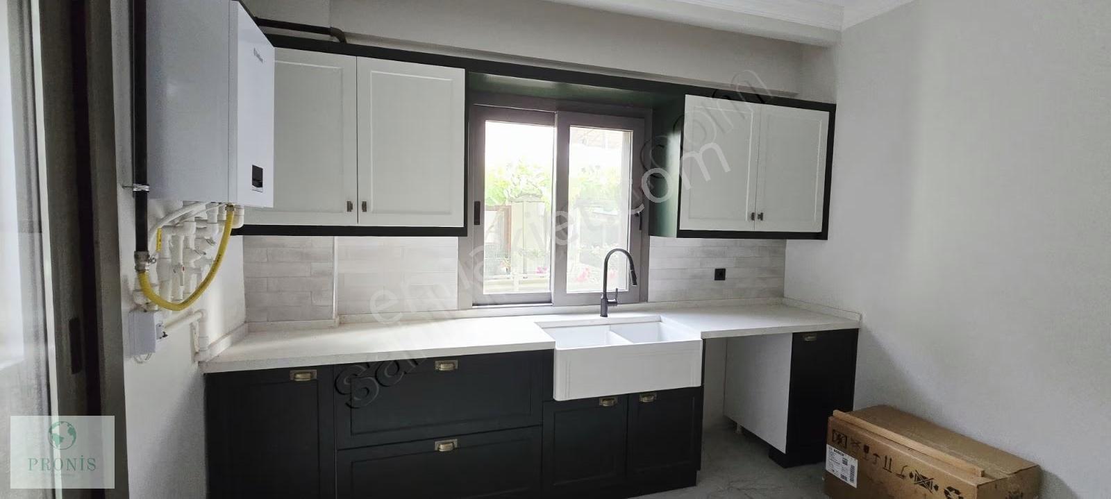 Mendereste Teraslı Bahçeli 4+1 Kapalı Mutfaklı Lüx Villa - Görsel 26