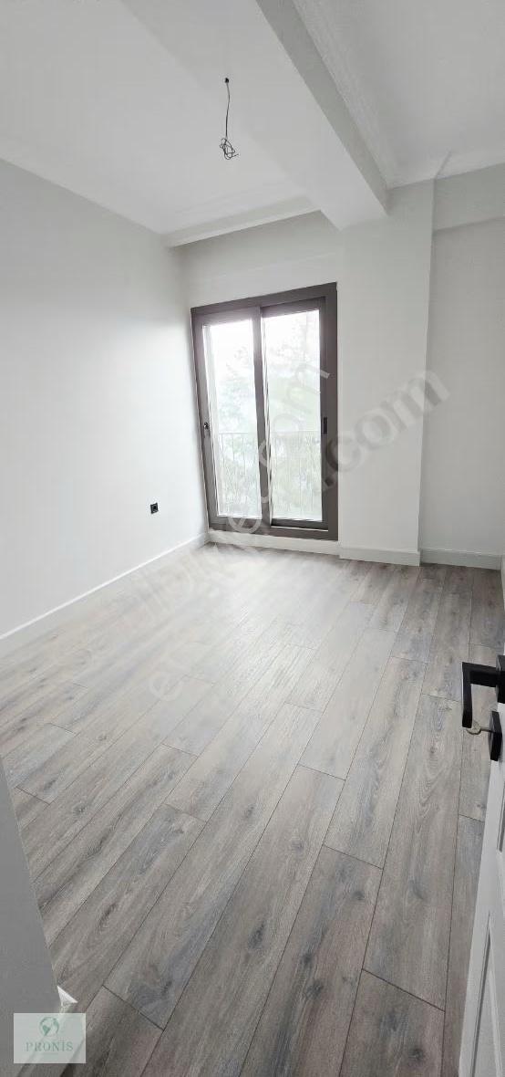 Mendereste Teraslı Bahçeli 4+1 Kapalı Mutfaklı Lüx Villa - Görsel 22