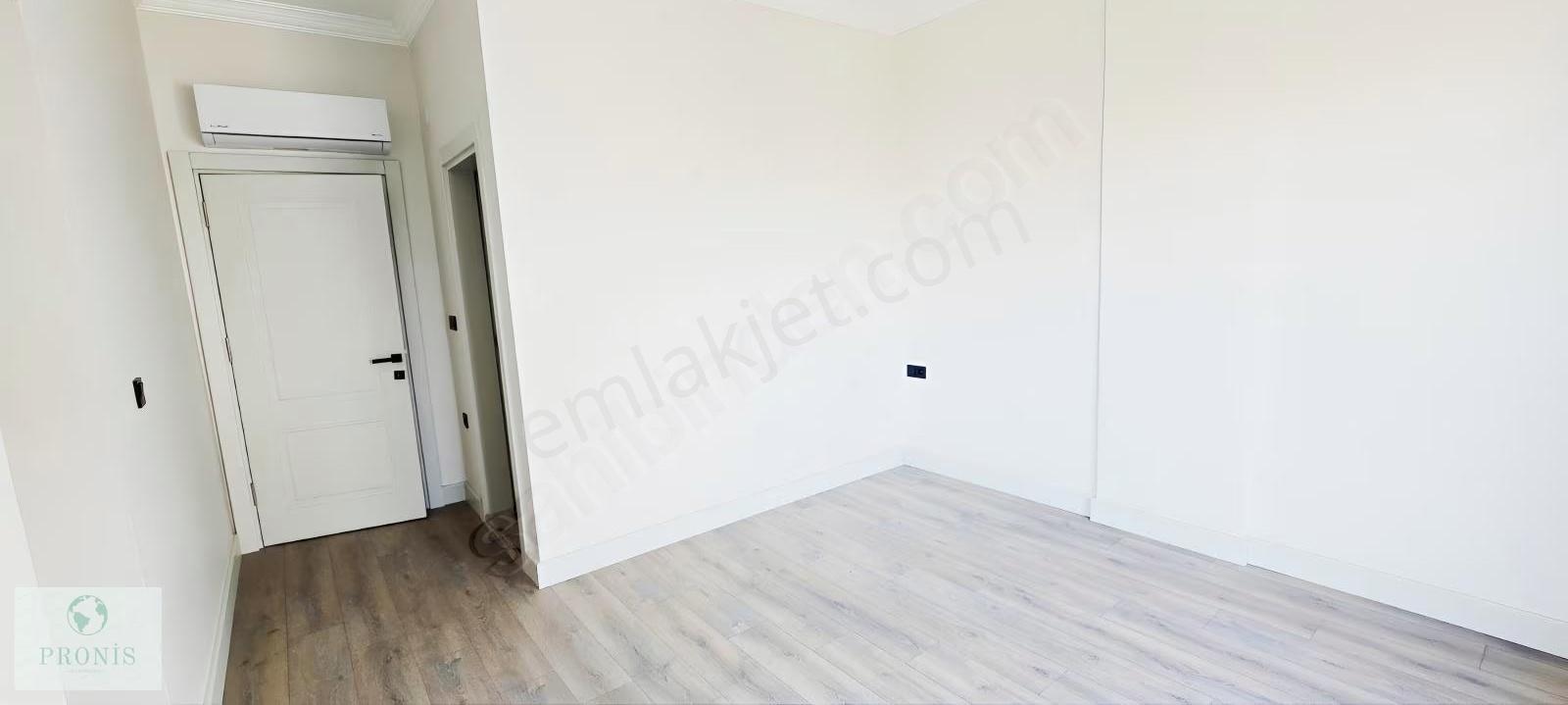 Mendereste Teraslı Bahçeli 4+1 Kapalı Mutfaklı Lüx Villa - Görsel 16