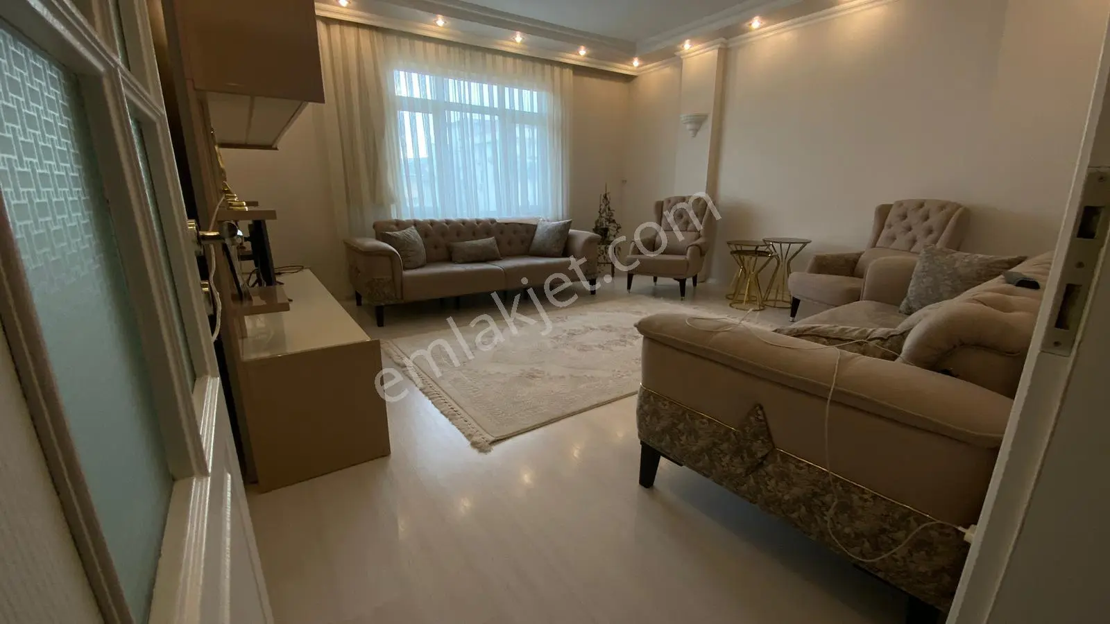 Özgürce Gyd'den Ataşehir Ferhatpaşa'da 4+1, 130m² Satılık Daire - Görsel 3