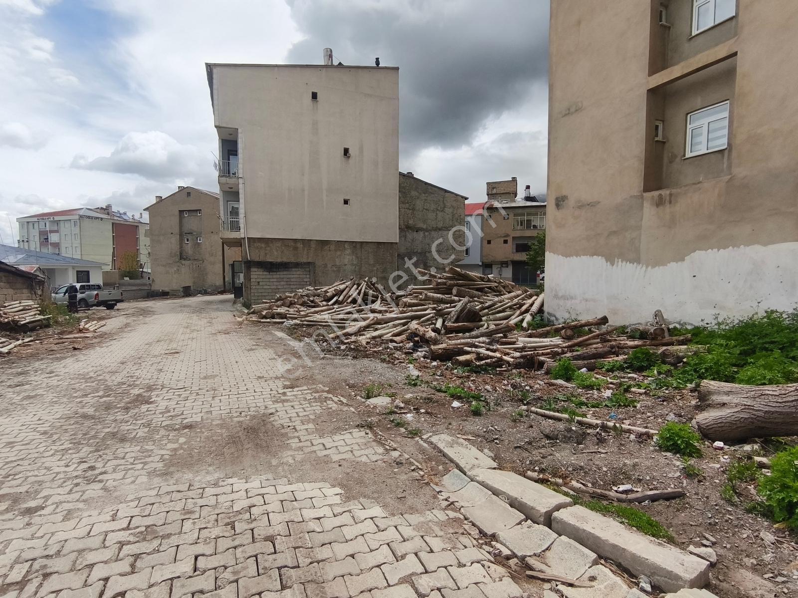 Gevaş Bahçelievler Mahallesinde Satılık Ticari Dükkan Arsaları - Görsel 31