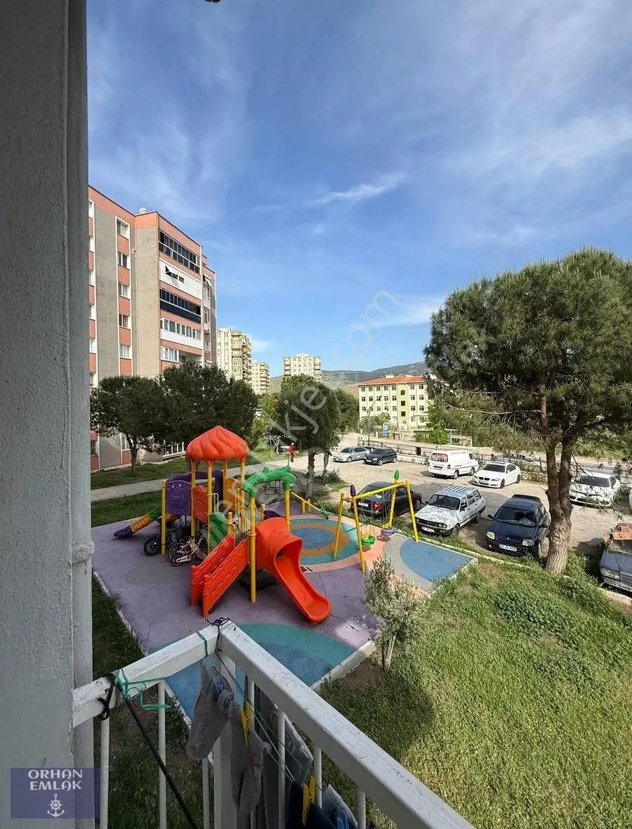 Egekent 2'de Satılık 3+1 Daire: 115m², Site İçinde, 1. Kat