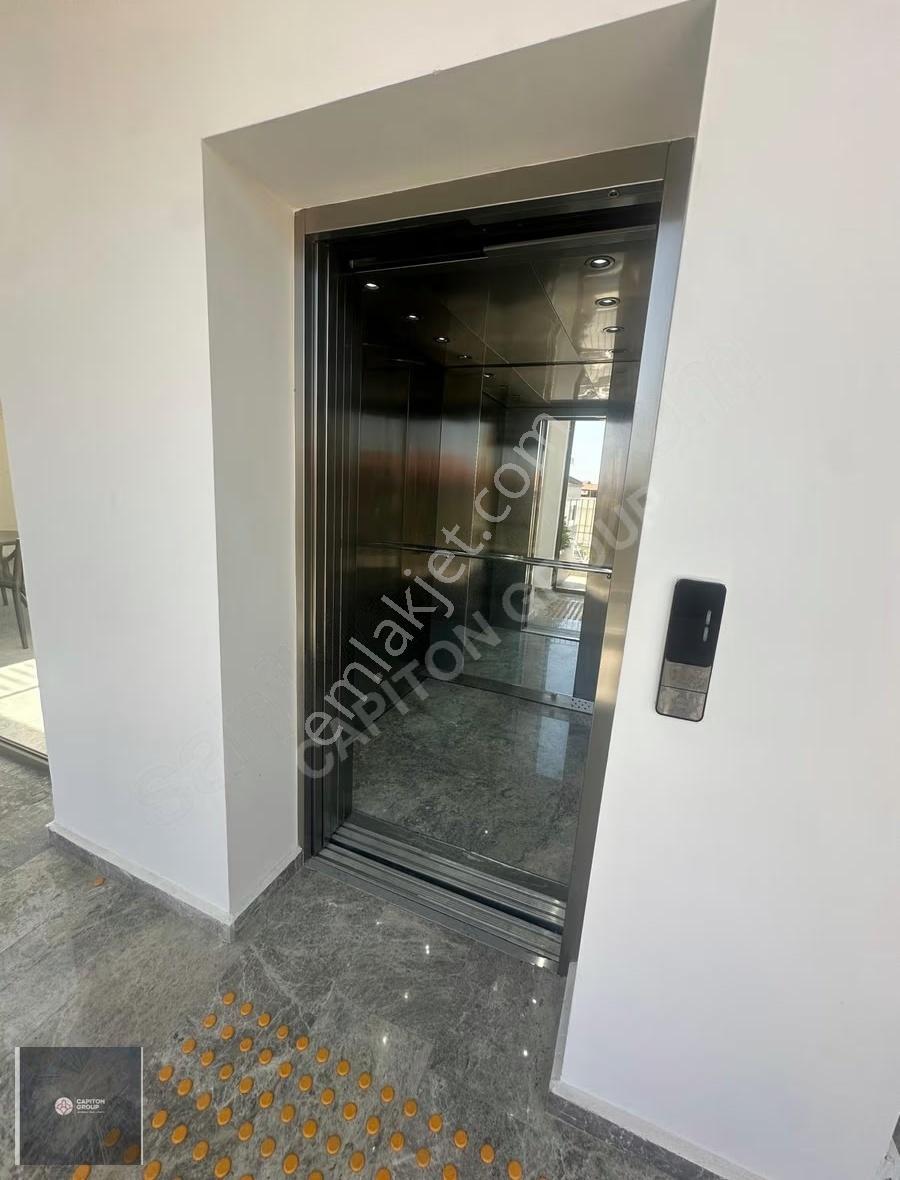 Koşu Yoluna Çok Yakın Lüks Kiralık Ofis - Görsel 23
