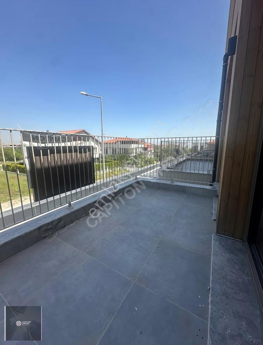 Koşu Yoluna Çok Yakın Lüks Kiralık Ofis - Görsel 12