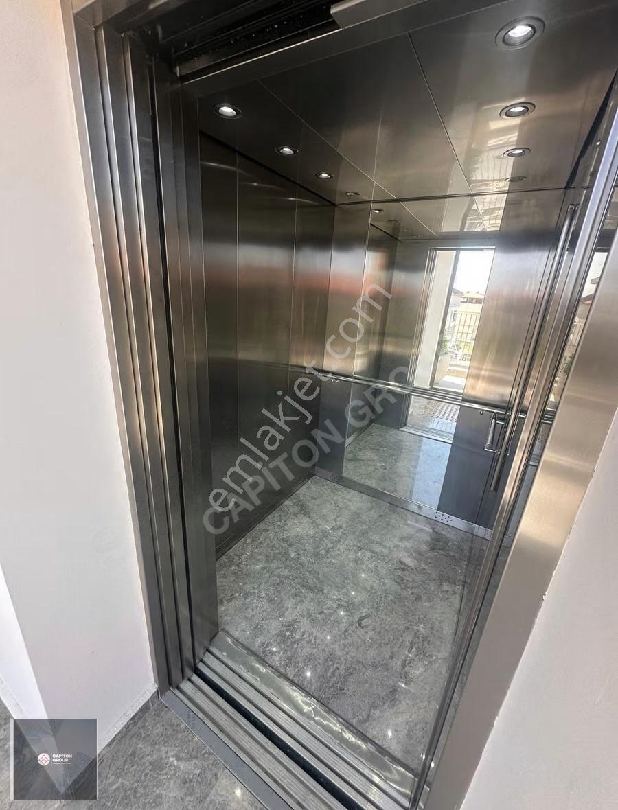 Koşu Yoluna Çok Yakın Lüks Kiralık Ofis - Görsel 26