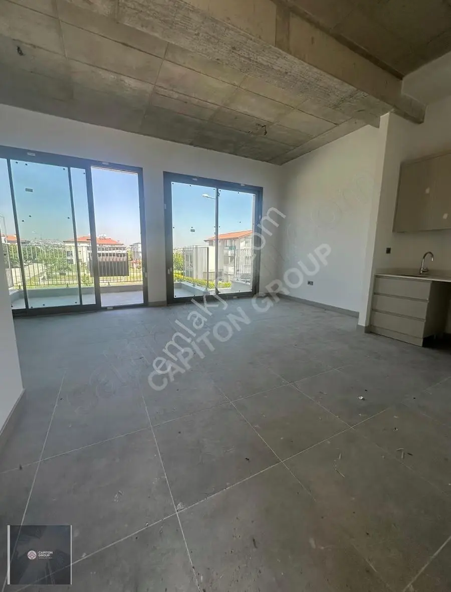 Koşu Yoluna Çok Yakın Lüks Kiralık Ofis - Görsel 2