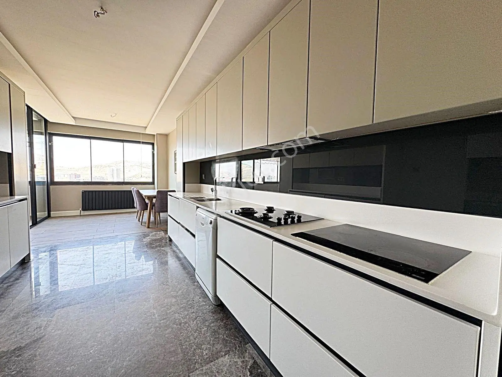 Ankara Keçiören Ovacıkta Site İçinde 4.5+1 Giyinme Odalı Ank Manzaralı Daire - Görsel 2