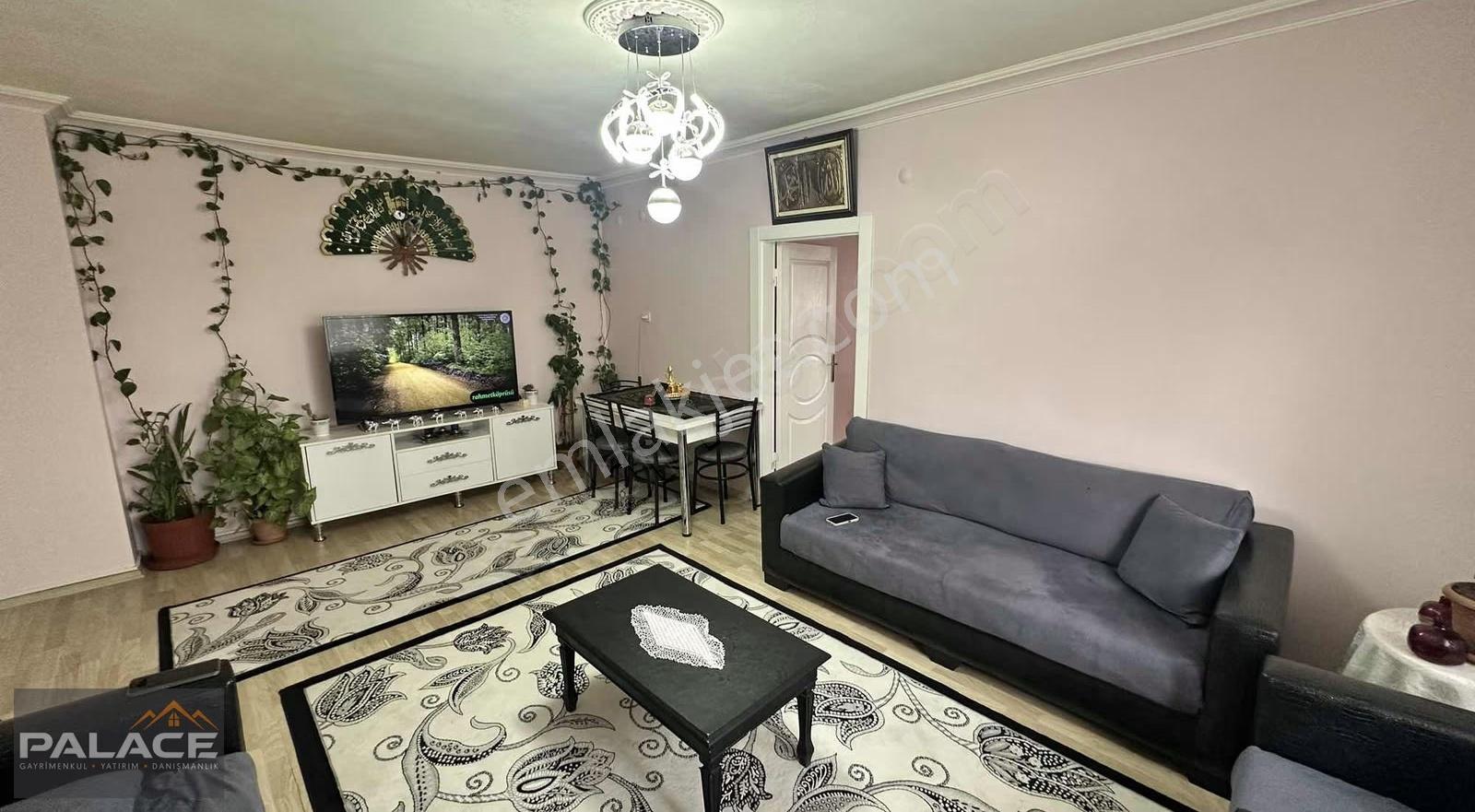 Palace'dan Satılık Plevnede En Geniş Dairesi - Görsel 2