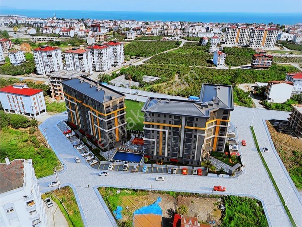 Century 21den Cumhuriyette Havuzlu 2+1 Daire!!!