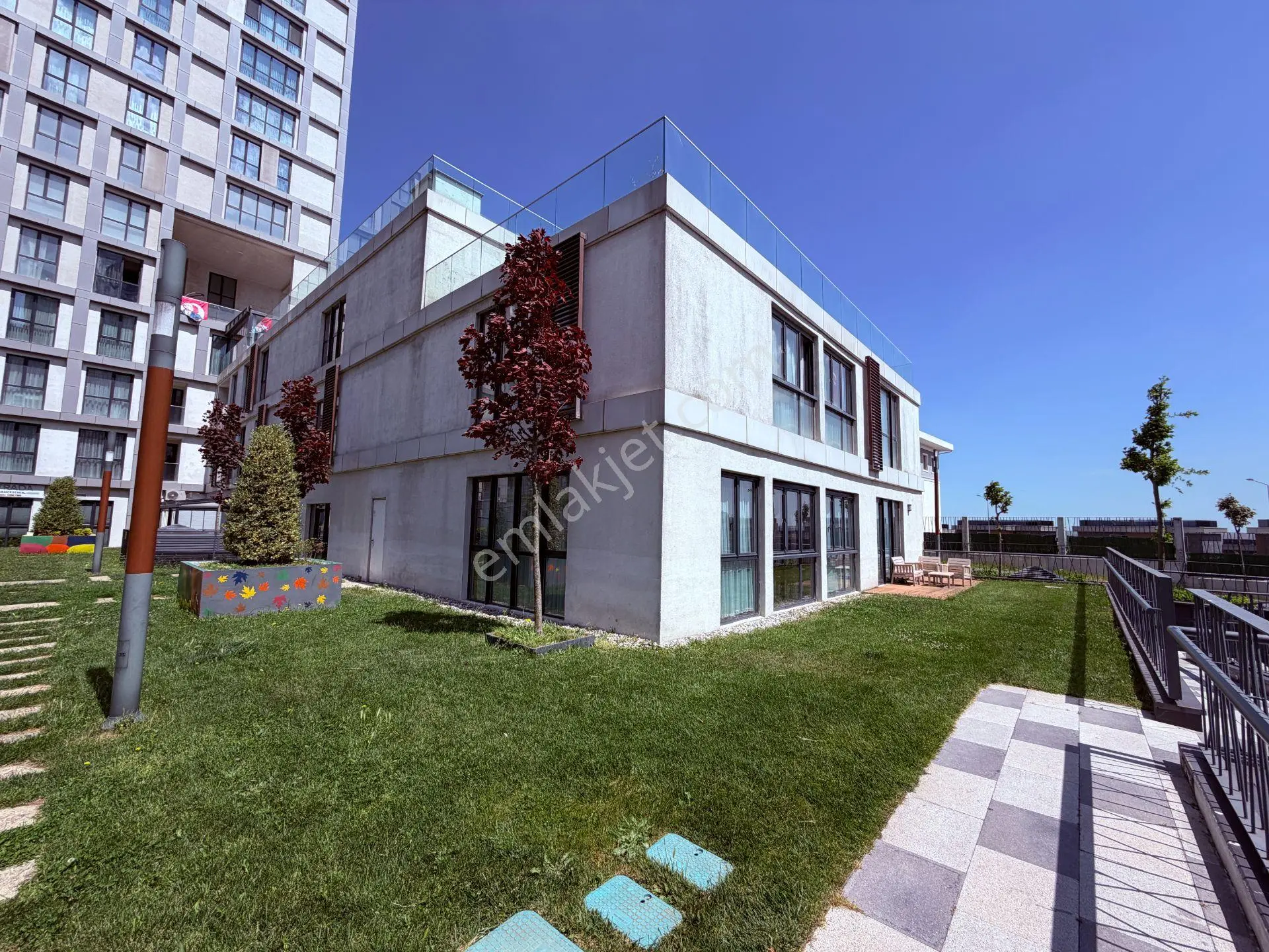Bahçeşehir Strada 1. Etap Kısa Katlı Satılık 160 M2 3+1 Daire - Görsel 4