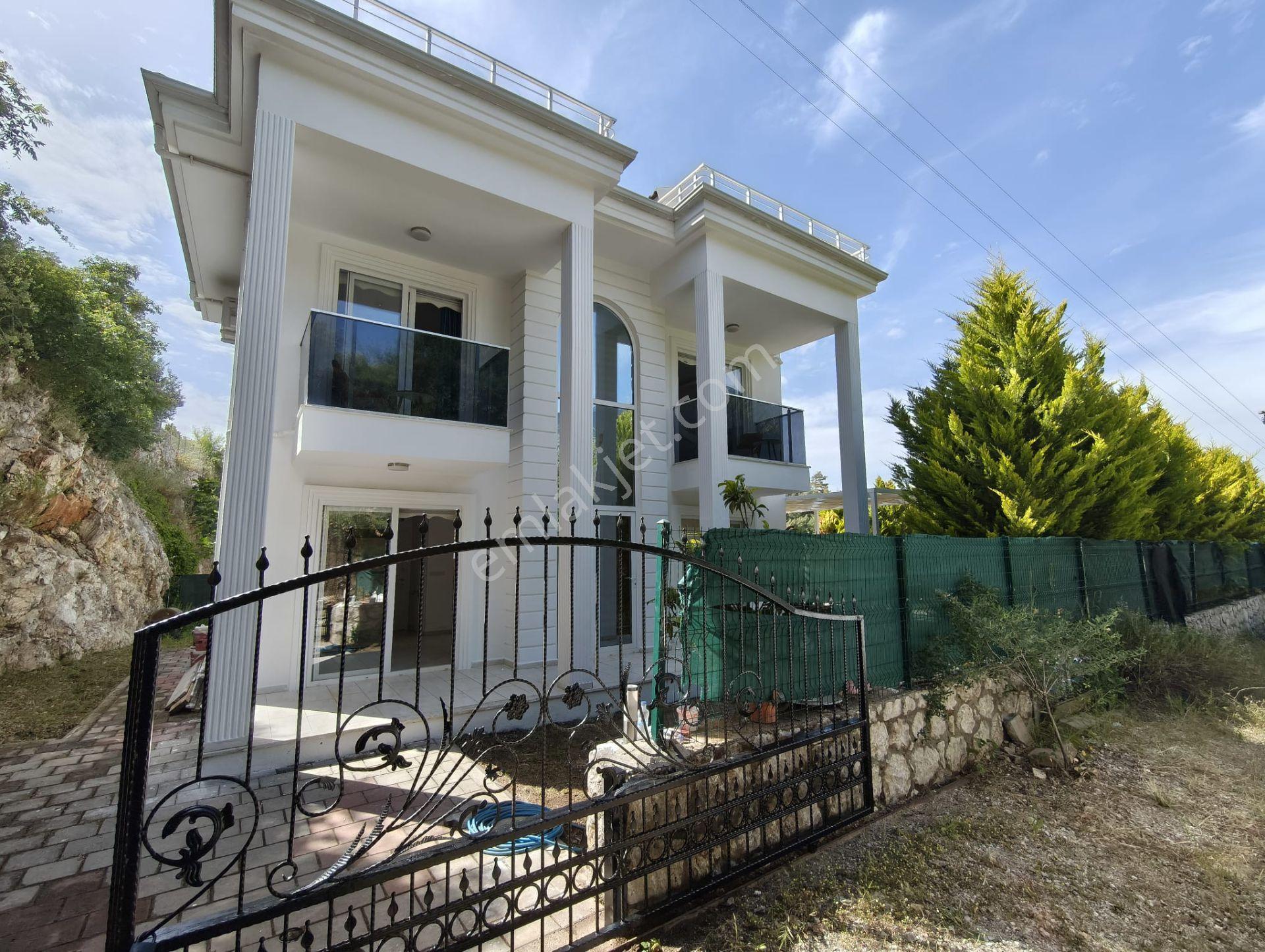 Stop'tan Ölüdeniz Ovacık’ta Satılık Havuzlu Triplex Villa - Görsel 6