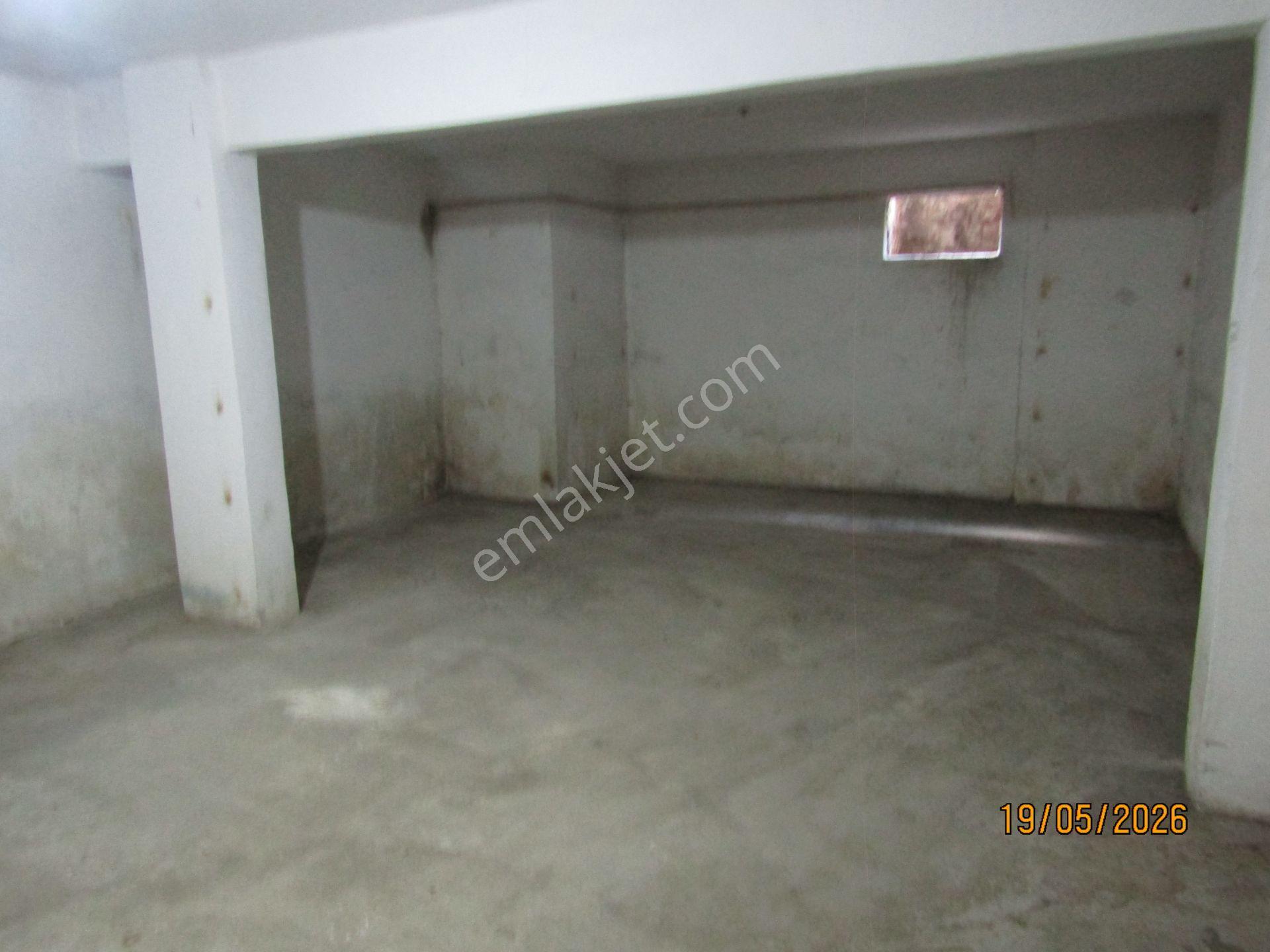 E.n.f. Emlaktan Kiralık İş Yeri İçerenköy Merkezde 130.mt Depolu - Görsel 6