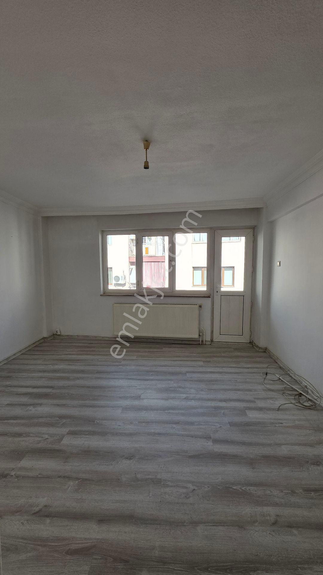 Manisa/yunusemre/uncubozköy 3+1-- 120 M² Arakat- Kapalı Mutfak - Görsel 5