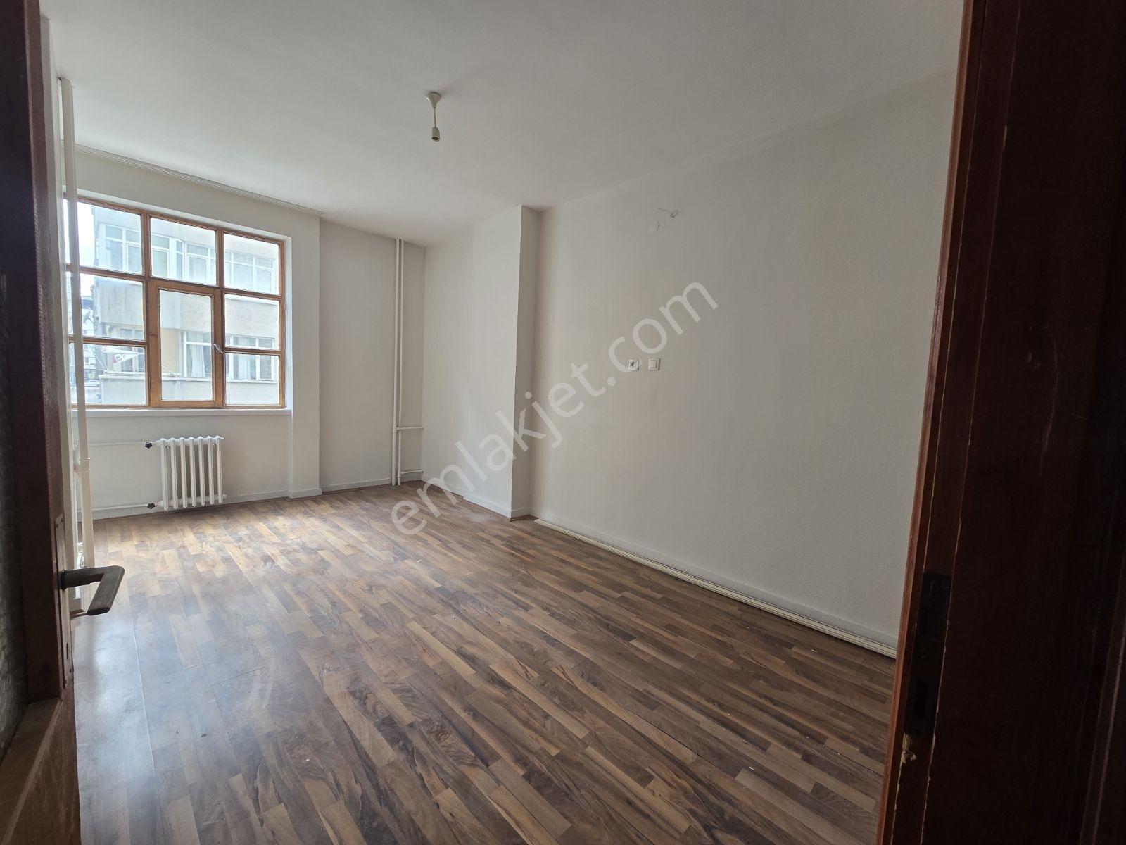Sahabiye Mah.3+1 Geniş Kiralık Daire - Görsel 12