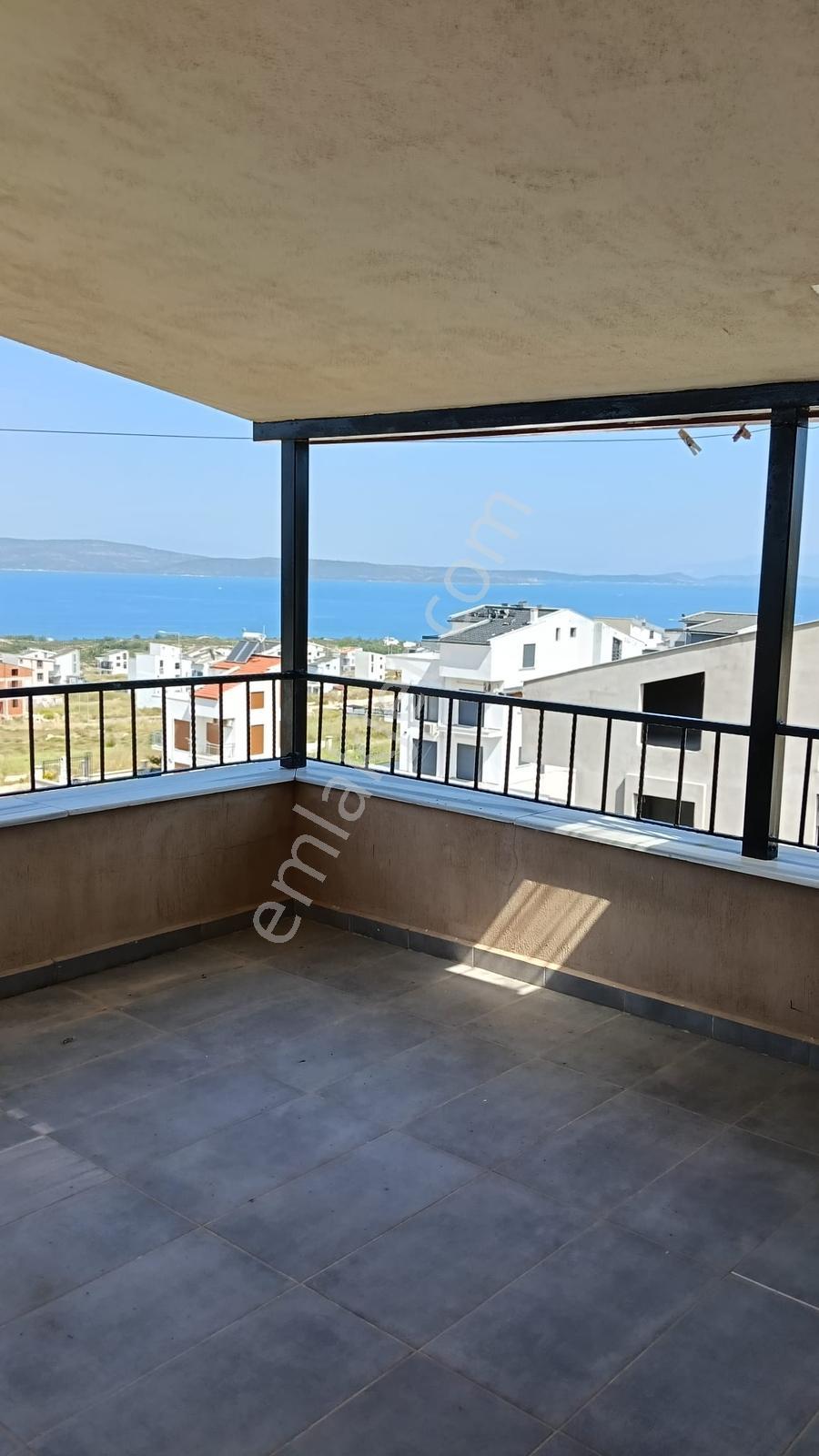 Mordoğan'da Deniz Manzaralı Geniş Bahçeli Villa - Görsel 20