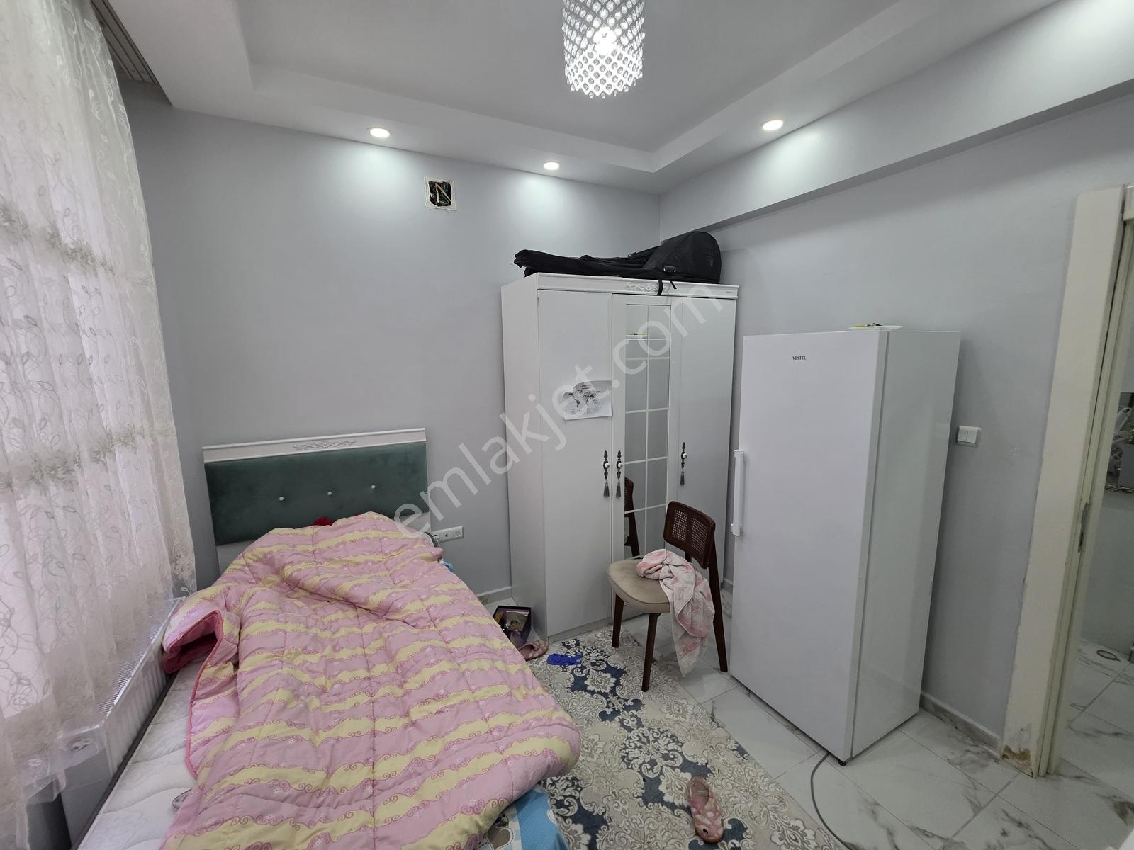Abdulhamithan Mahallesinde Site İçerisinde Bakımlı 2+1 Daire - Görsel 11