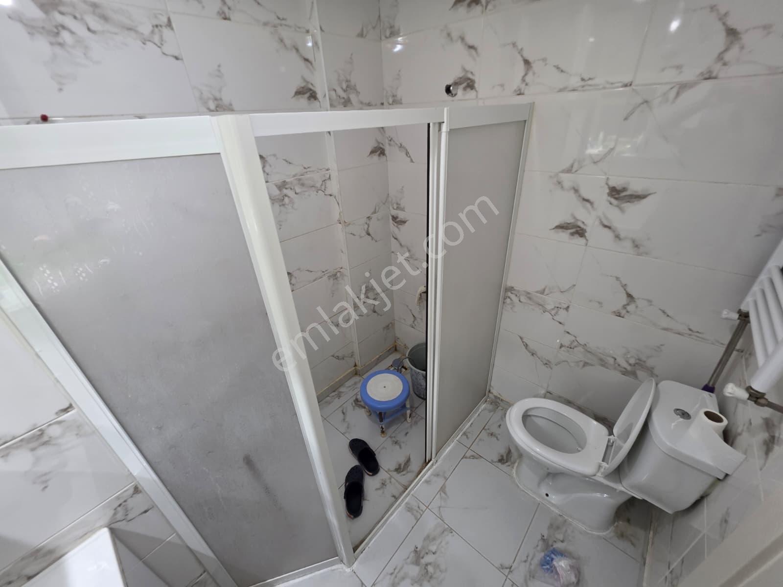 Abdulhamithan Mahallesinde Site İçerisinde Bakımlı 2+1 Daire - Görsel 12