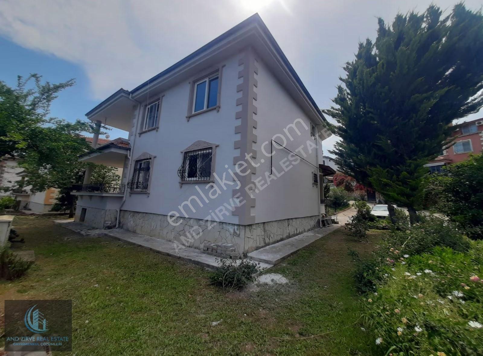 Deniz Ve Şehir Manzaralı,sakin,doğayla İç İçe Kombili 5+1 Villa - Görsel 31