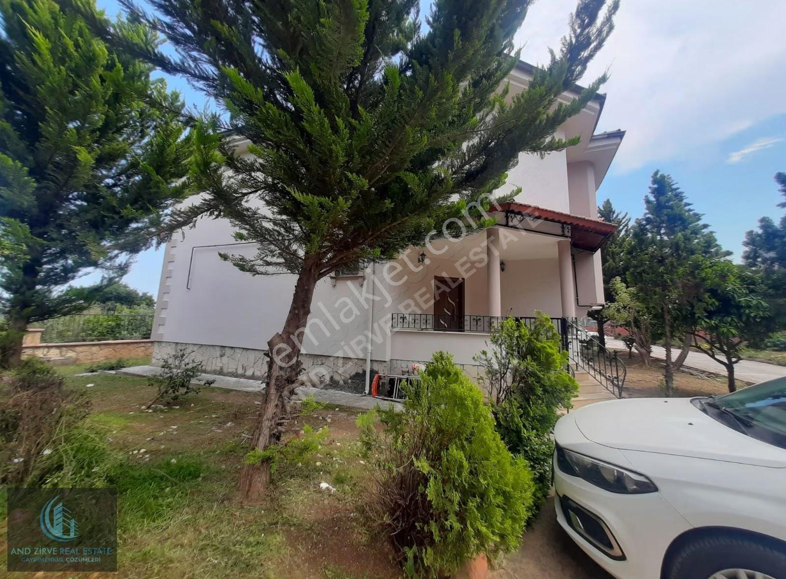Deniz Ve Şehir Manzaralı,sakin,doğayla İç İçe Kombili 5+1 Villa - Görsel 22