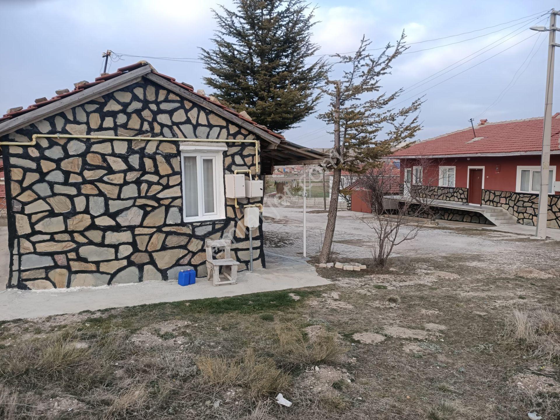 Seyitgazi Kırka Mh Afyon Yolu Yakını 3 Adet Ev Ve Arsası Bk-26 - Görsel 25