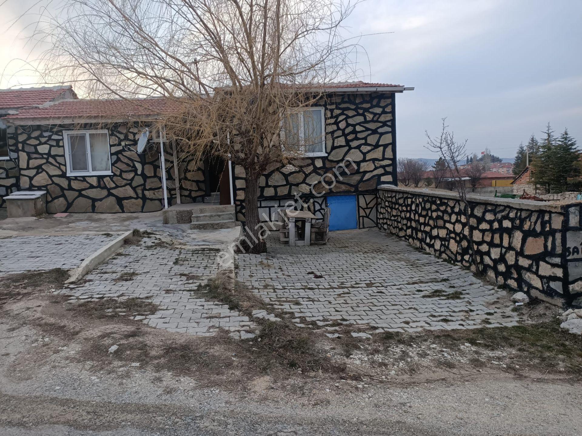 Seyitgazi Kırka Mh Afyon Yolu Yakını 3 Adet Ev Ve Arsası Bk-26 - Görsel 33