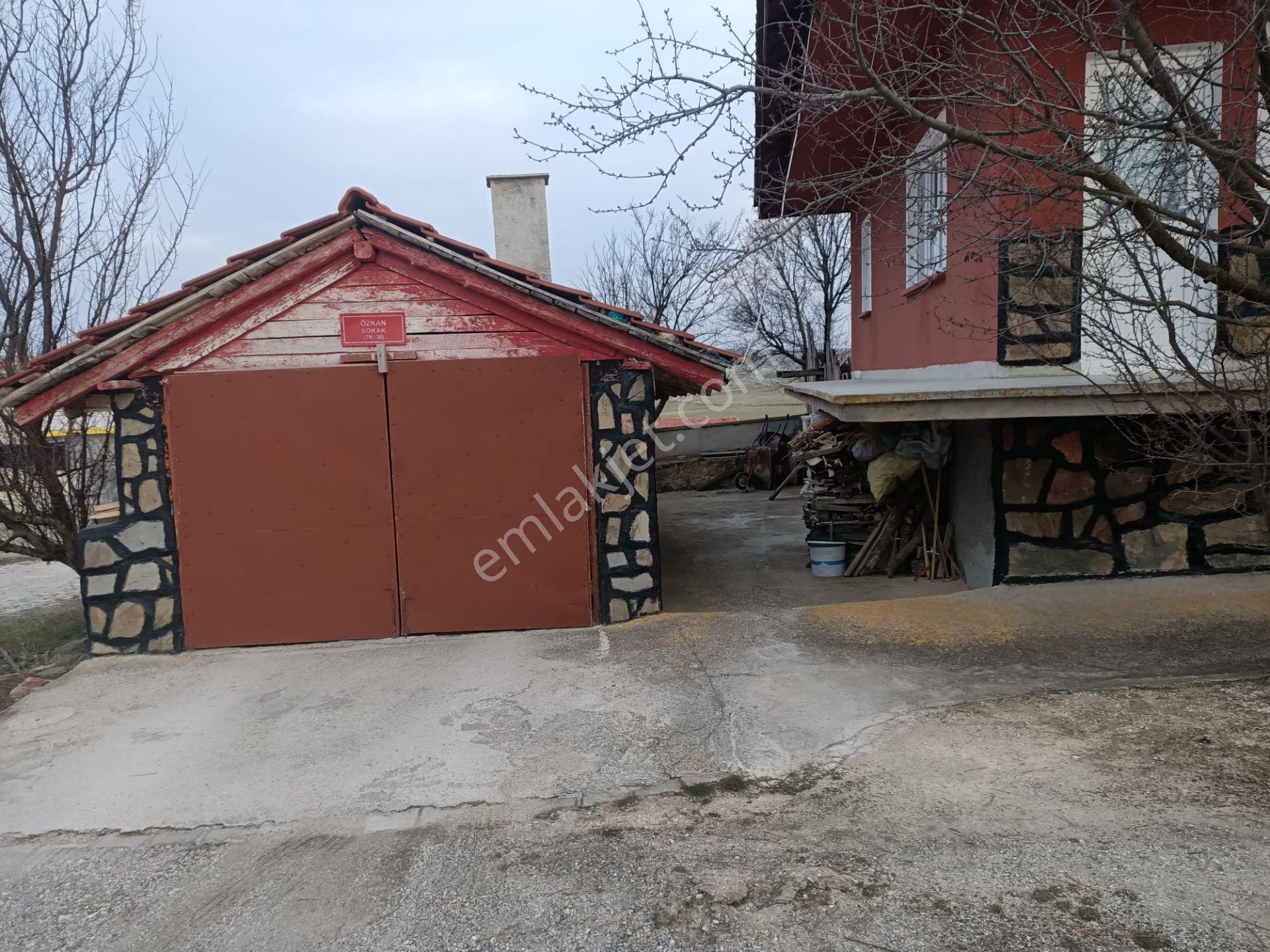 Seyitgazi Kırka Mh Afyon Yolu Yakını 3 Adet Ev Ve Arsası Bk-26 - Görsel 20
