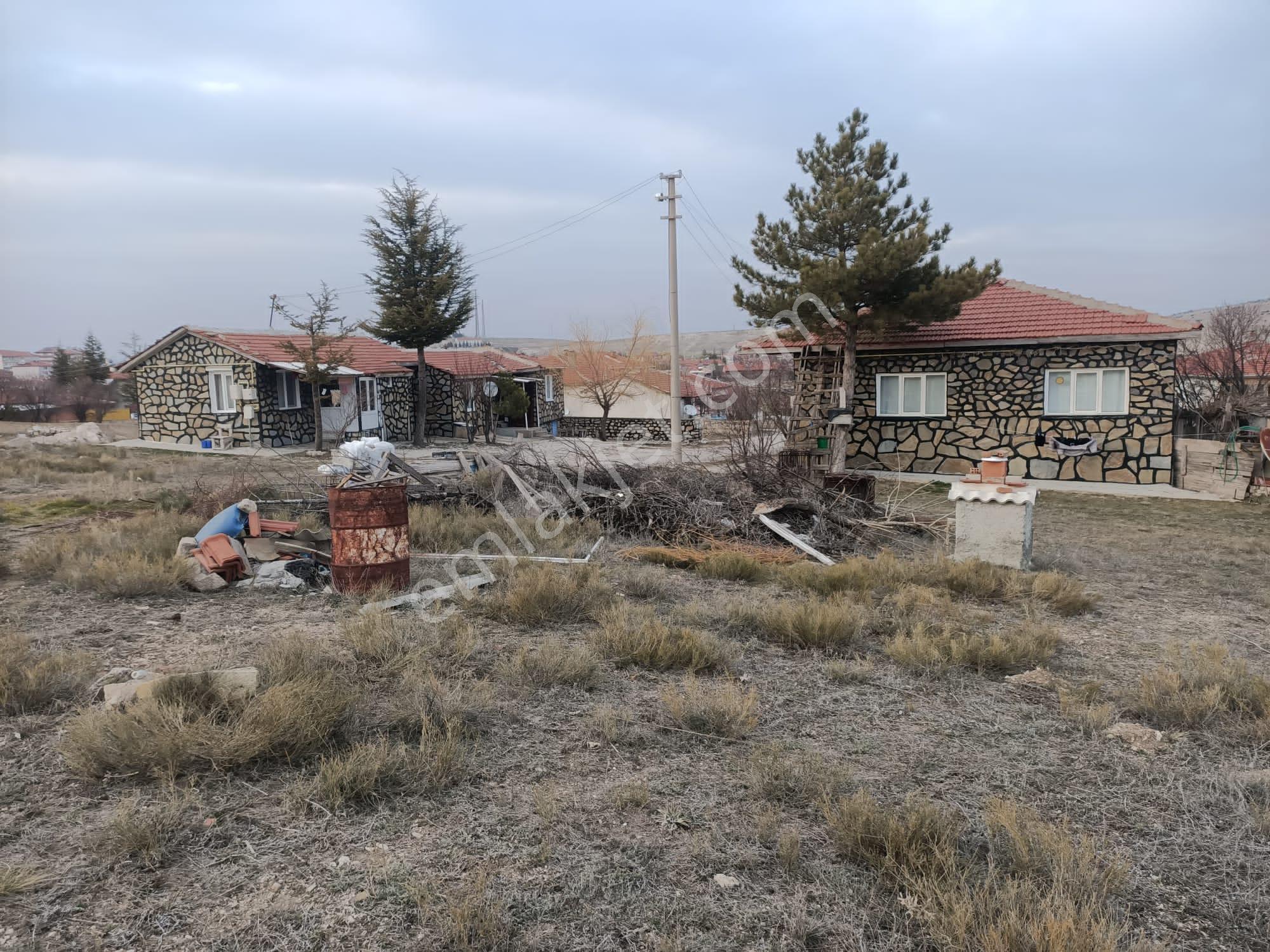 Seyitgazi Kırka Mh Afyon Yolu Yakını 3 Adet Ev Ve Arsası Bk-26 - Görsel 32