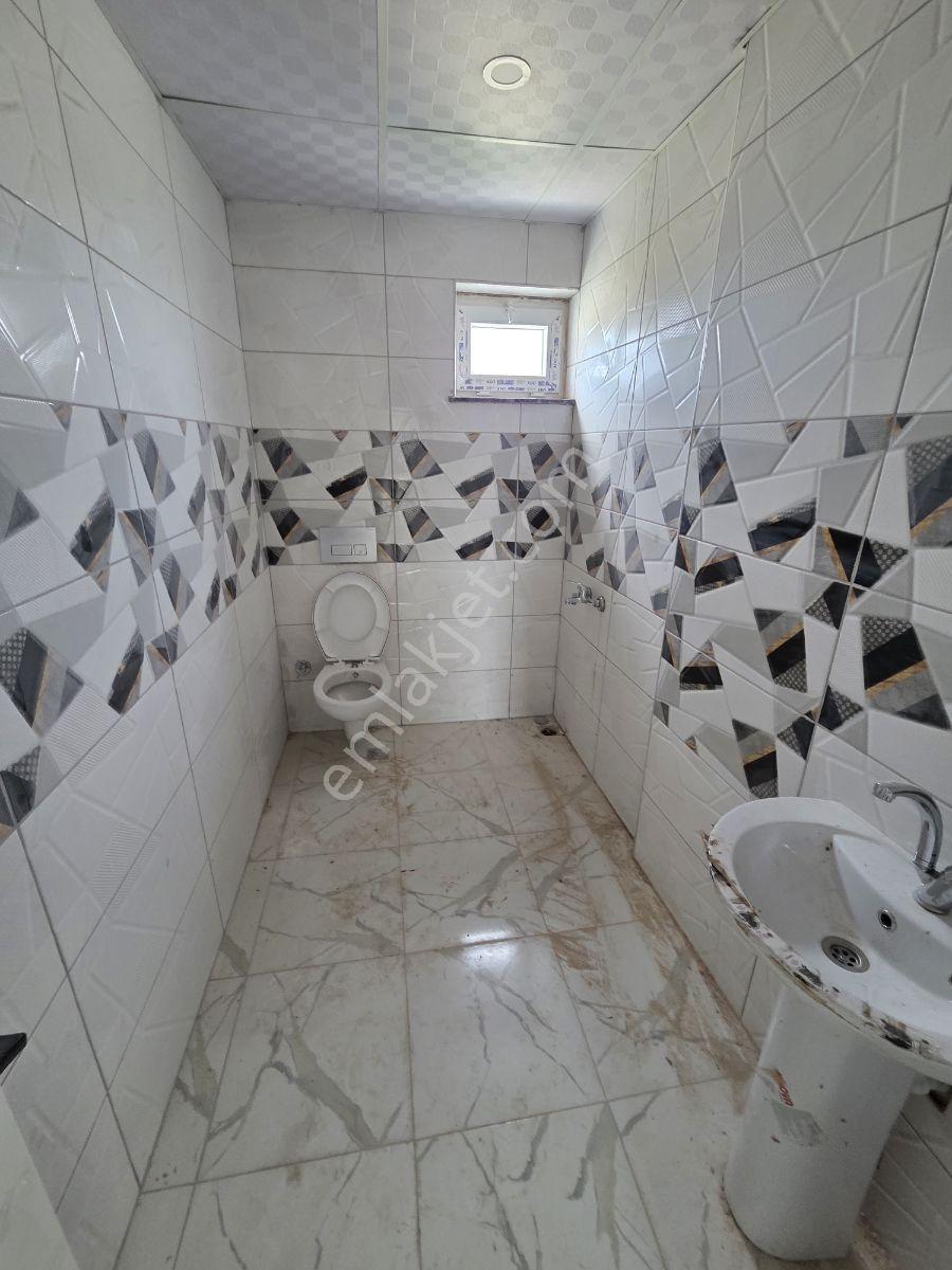 Varsak Karşıyakada Havuzlu Sitede 2+1 Asansörlü Fırsat Daire - Görsel 4