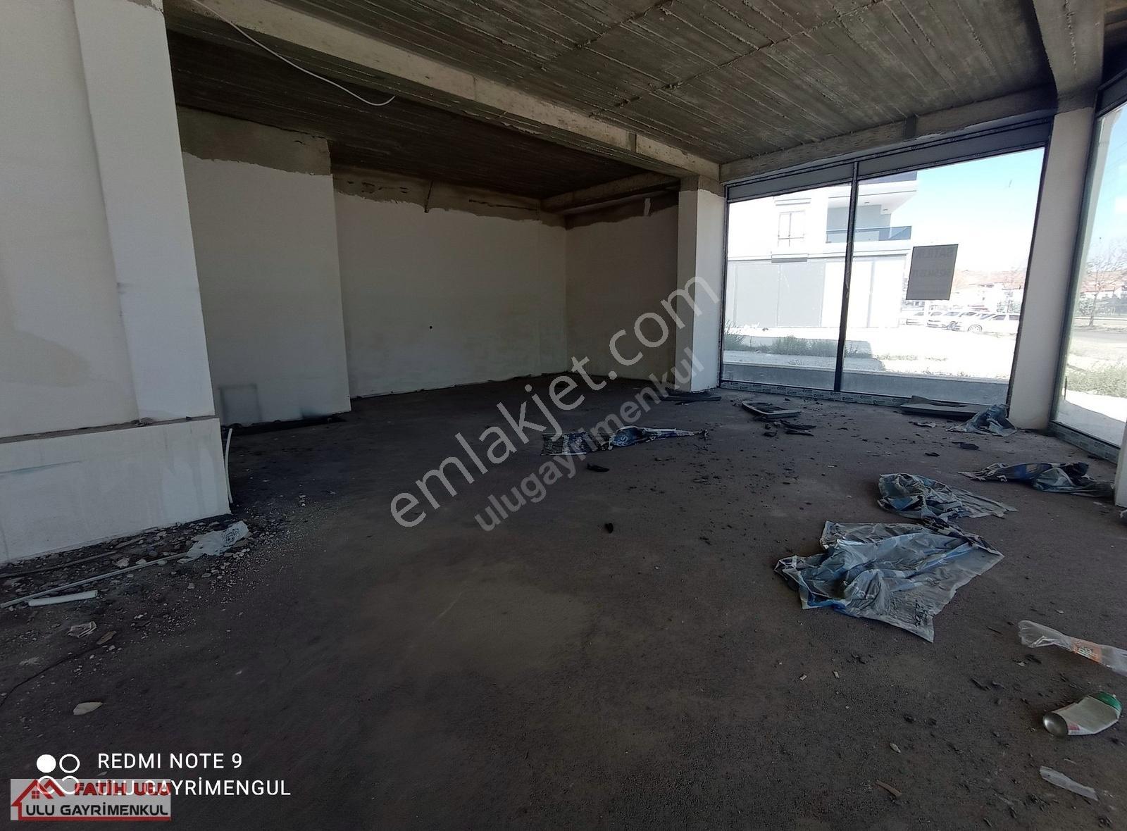 Hasas 37. Ana Cadde Üzerinde Satılık Geniş Cepheli Büyük Dükkan - Görsel 24