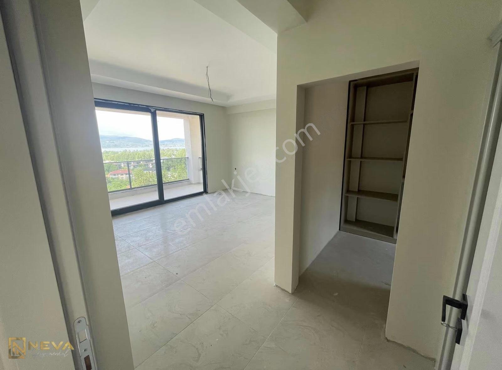 Sapanca Yanık'ta Satılık 4+1 235 M2 Lüx Vilalar - Görsel 32