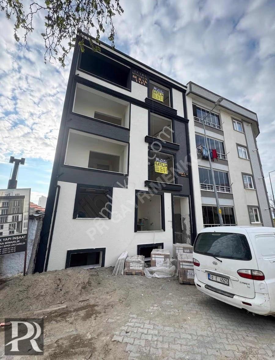P&r Gayrimenkul'den Satılık 2+1 Daire