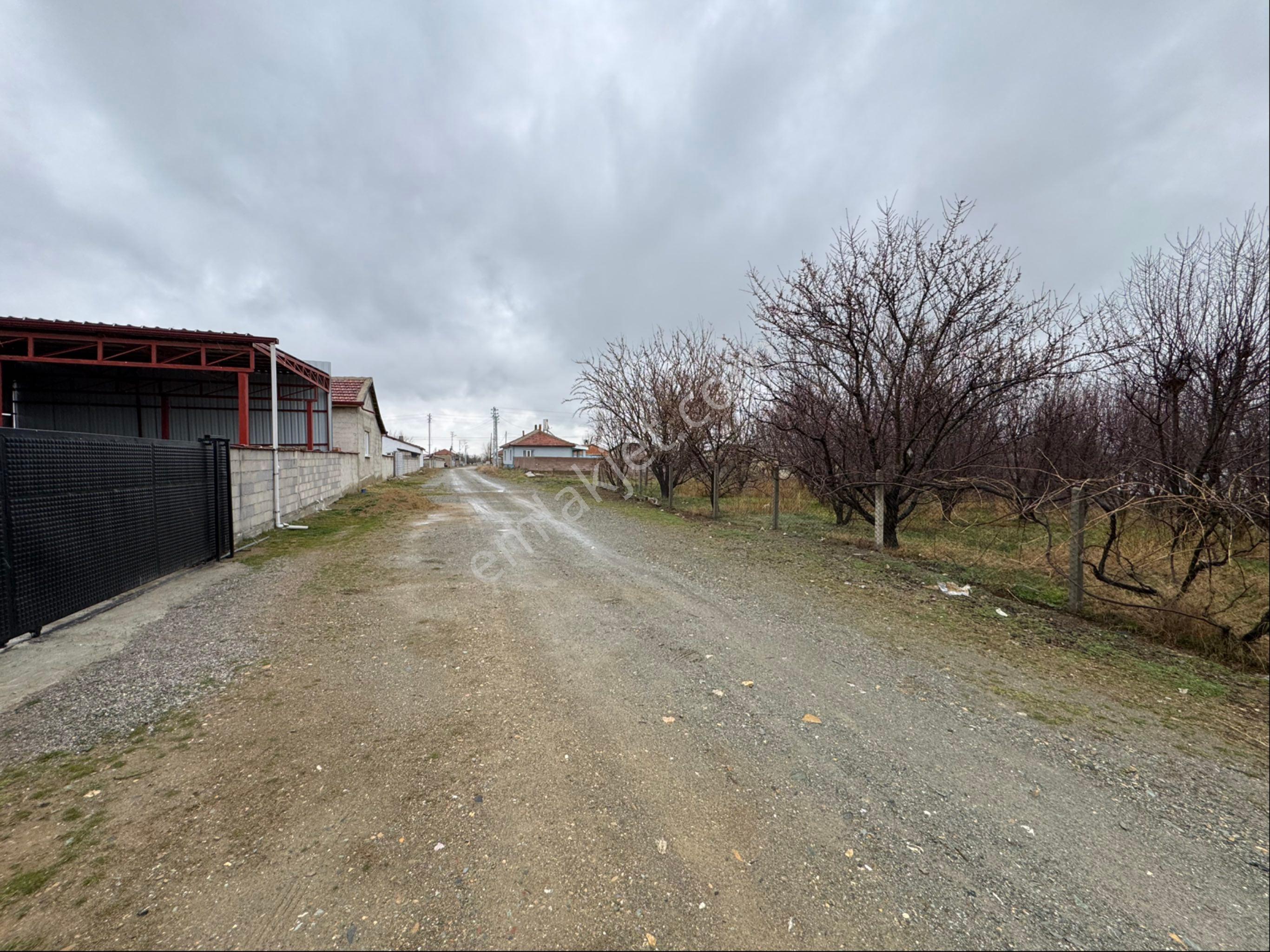 A-k Emlaktan Karabulutta Toplam 1885 M2 3 Parça Arsa Ve Ev - Görsel 21