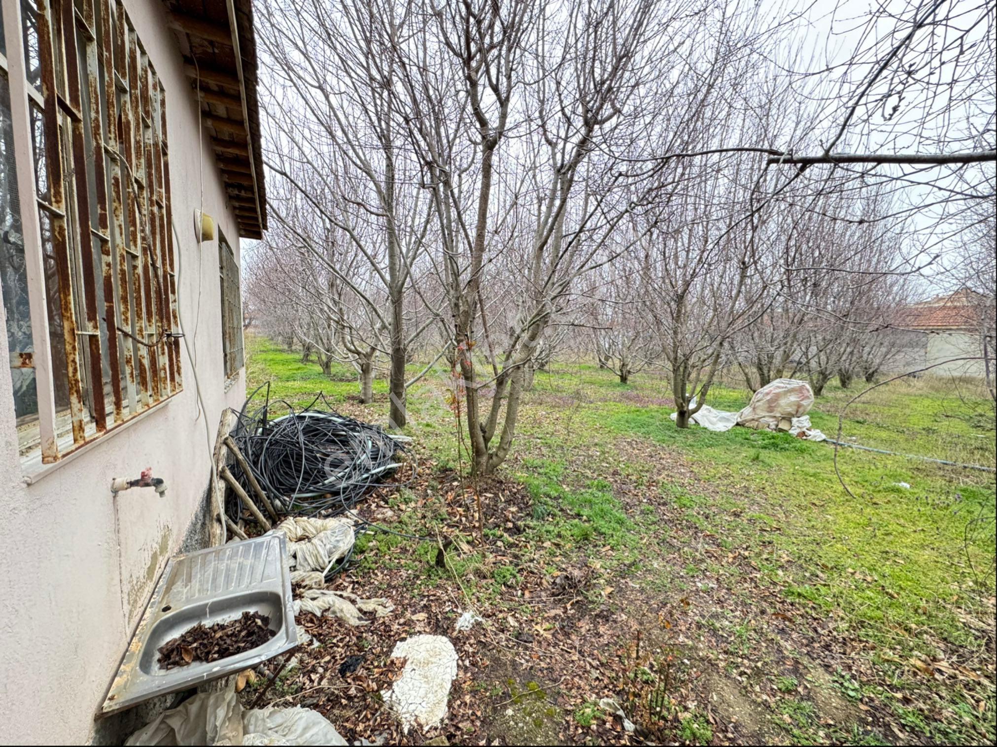 A-k Emlaktan Karabulutta Toplam 1885 M2 3 Parça Arsa Ve Ev - Görsel 12