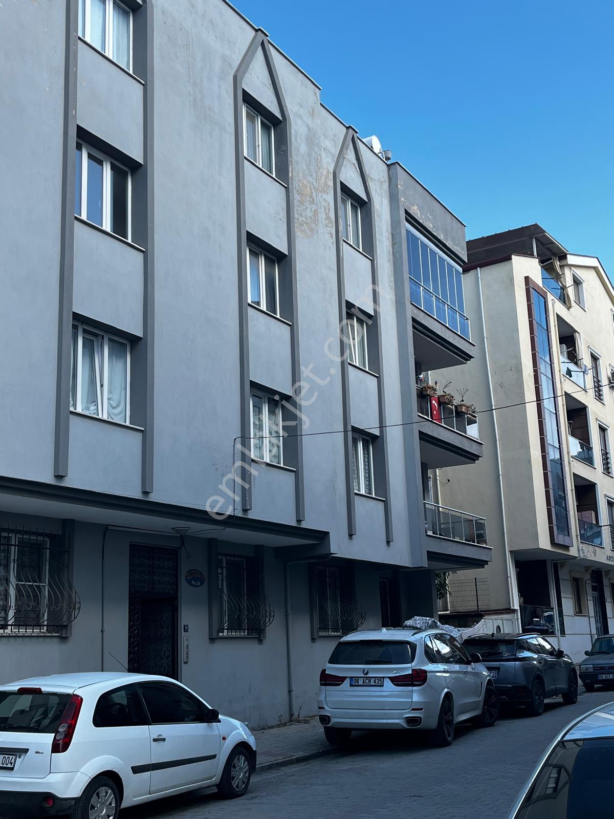 Kuşadası Davutlar Mahallesinde Satılık 2+1 Daire - Görsel 2