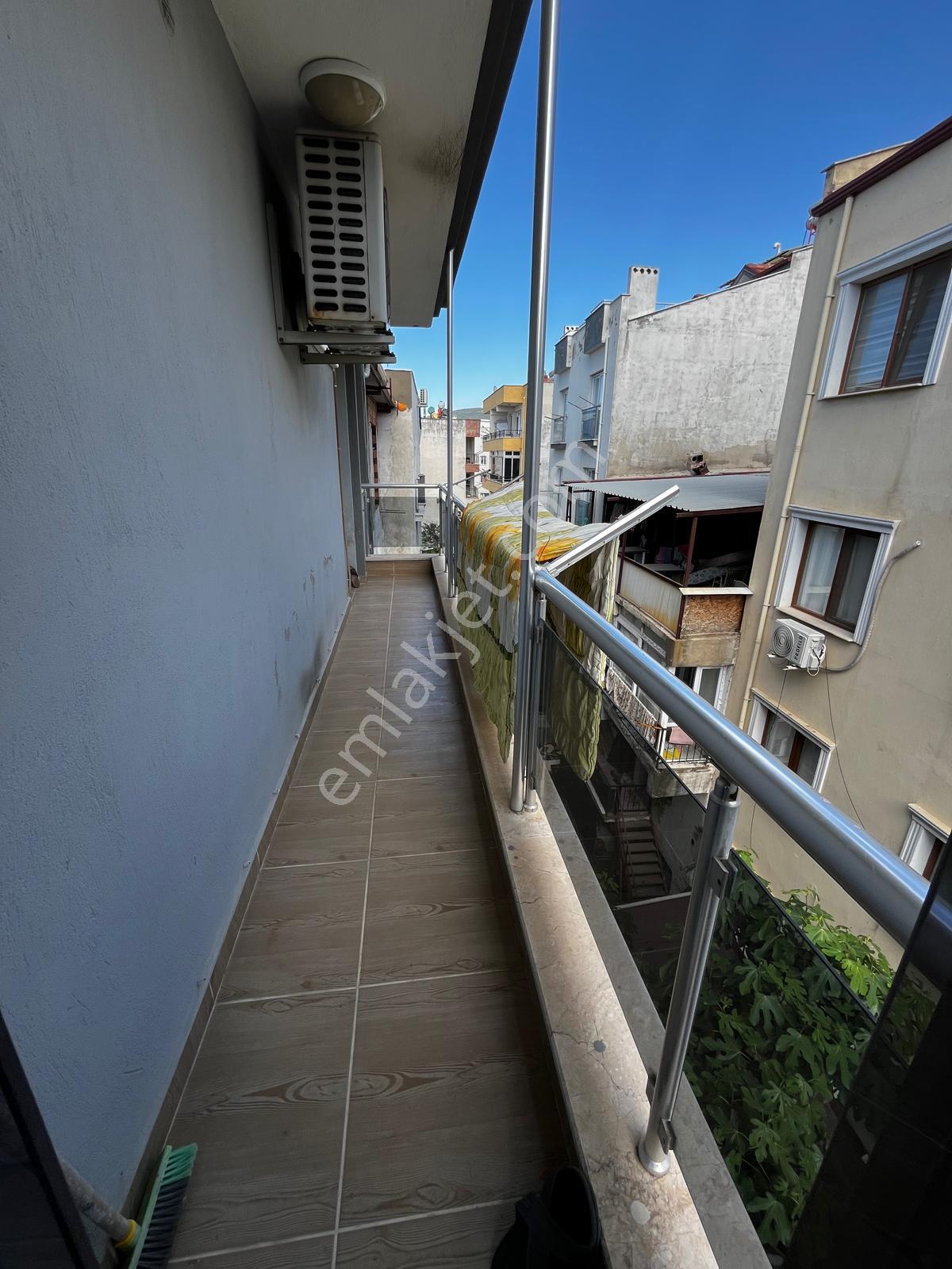 Kuşadası Davutlar Mahallesinde Satılık 2+1 Daire - Görsel 25