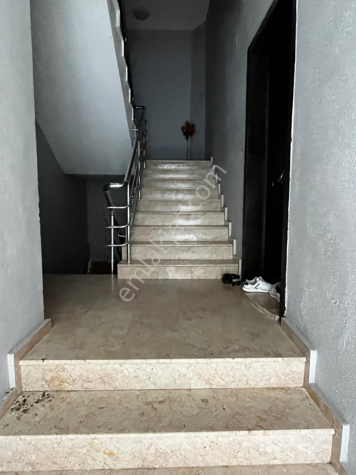 Kuşadası Davutlar Mahallesinde Satılık 2+1 Daire - Görsel 8