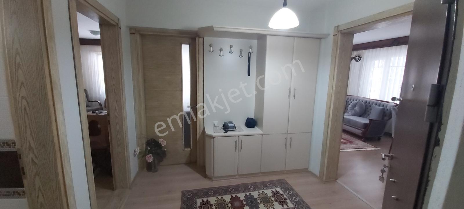 Söke Konak Mah.de 135 M² Yüksek Giriş 3+1 Daire - Görsel 3