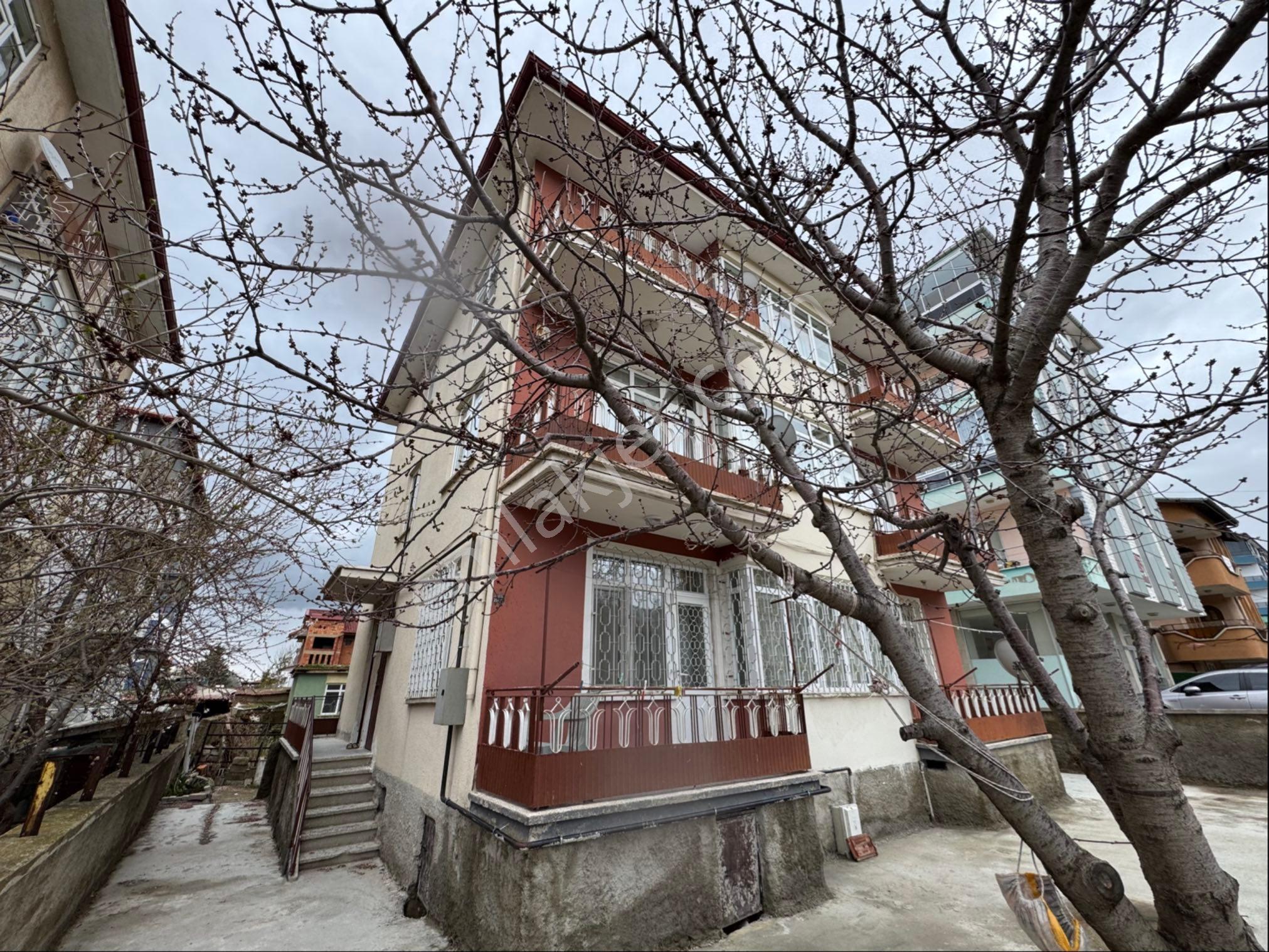 A-k Emlaktan İstasyon Mah 3+1 Eşyalı Kiralık Daire - Görsel 2