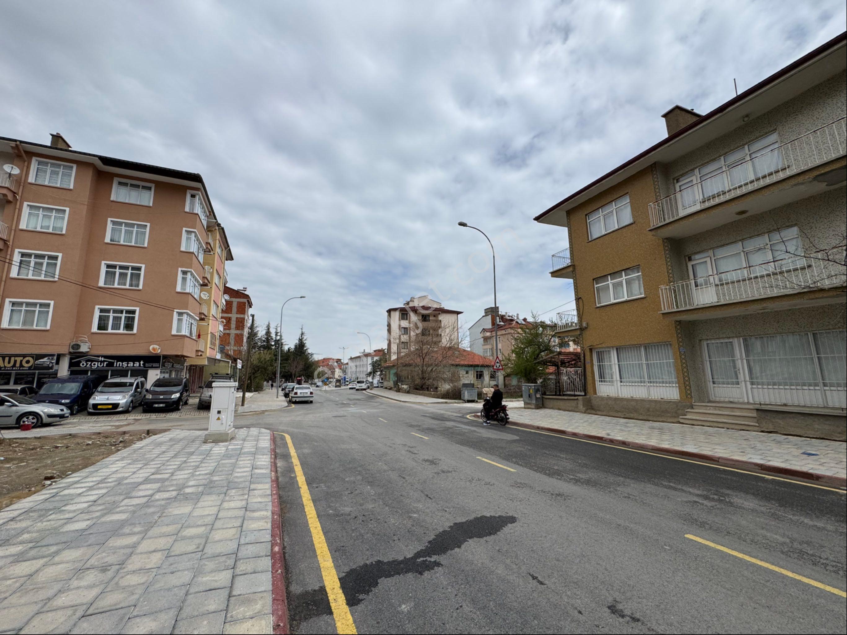 A-k Emlaktan Kileci Mah 4+1 Kiralık Cadde Cephe Ara Kat Daire - Görsel 3