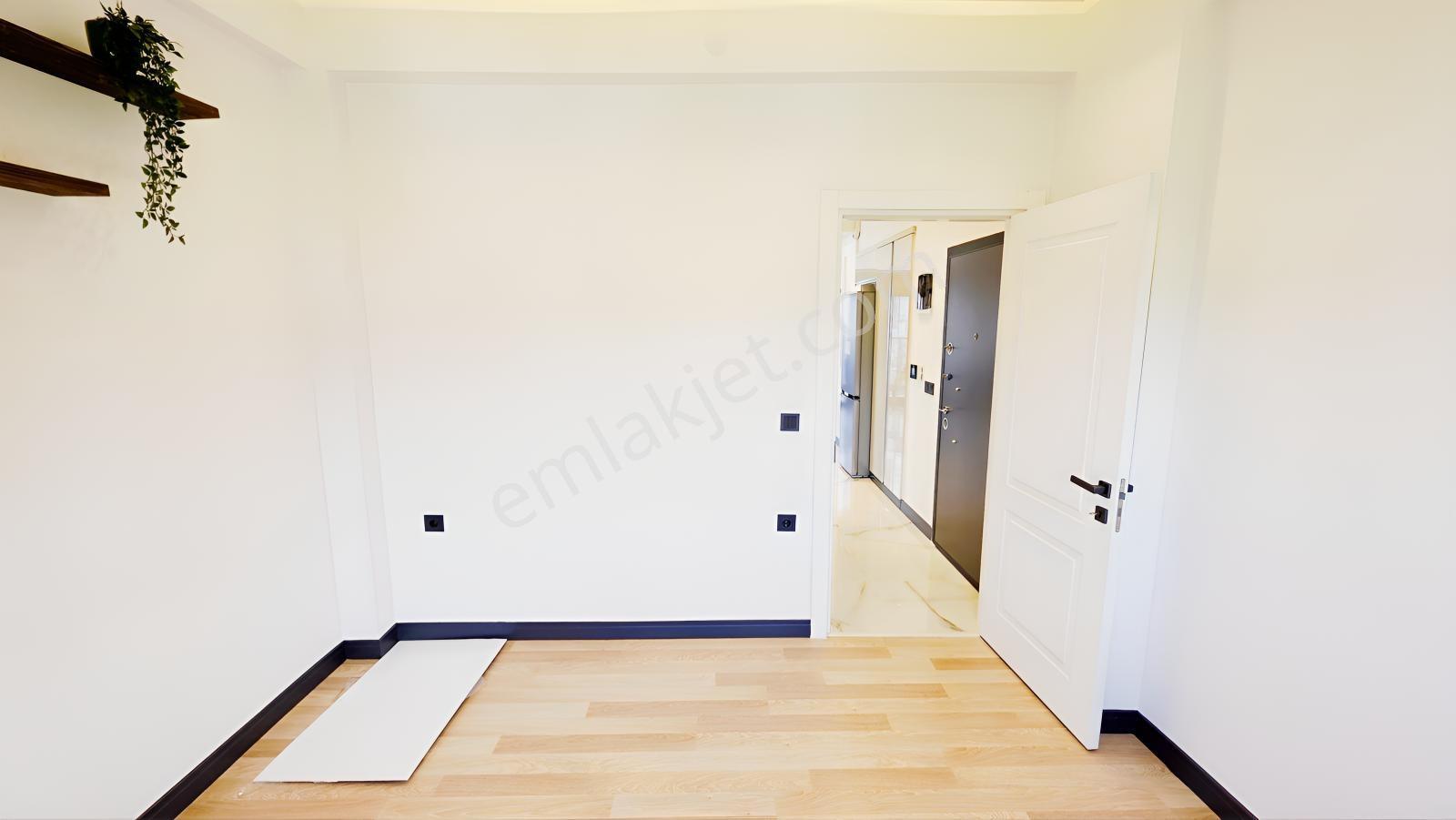 Söke De Futbol Sokak Üzerinde 60 M² Lüks 1+1 Kiralık Daire - Görsel 11