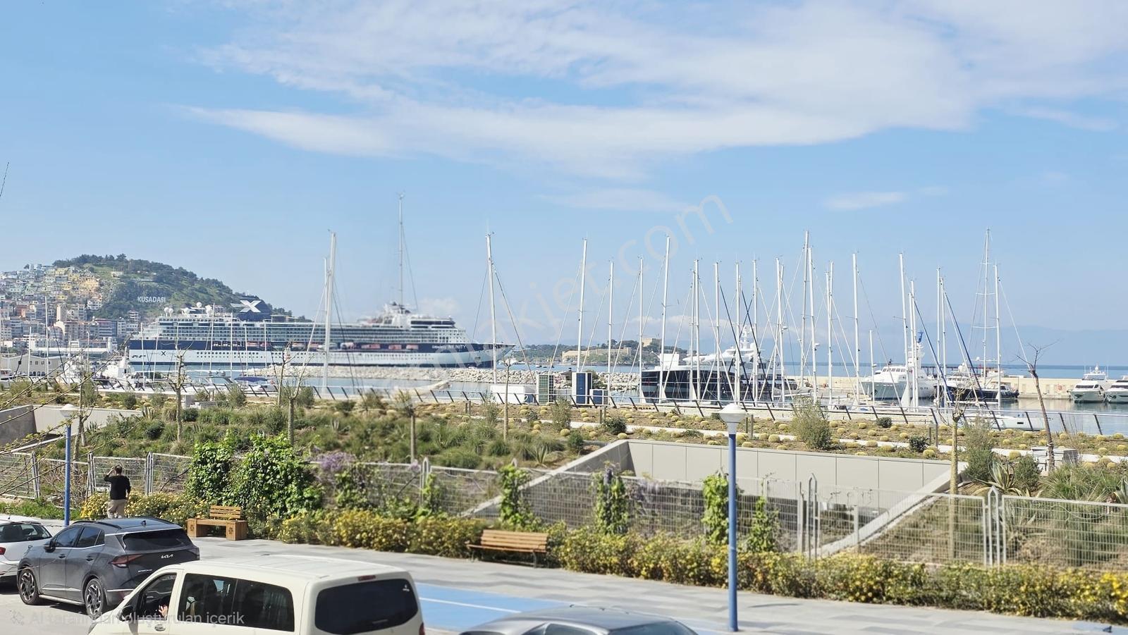 Kuşadası Marina Karşısı | Deniz Manzaralı 190 M² Geniş Daire - Görsel 12